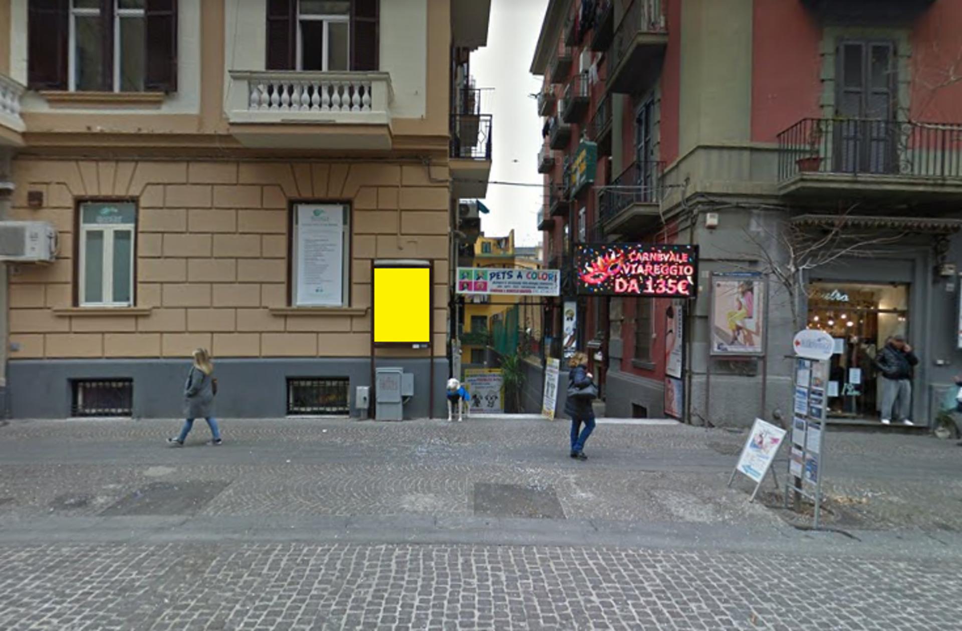 Impianto STENDARDO a Napoli, in zona De Crescenzo Jewels