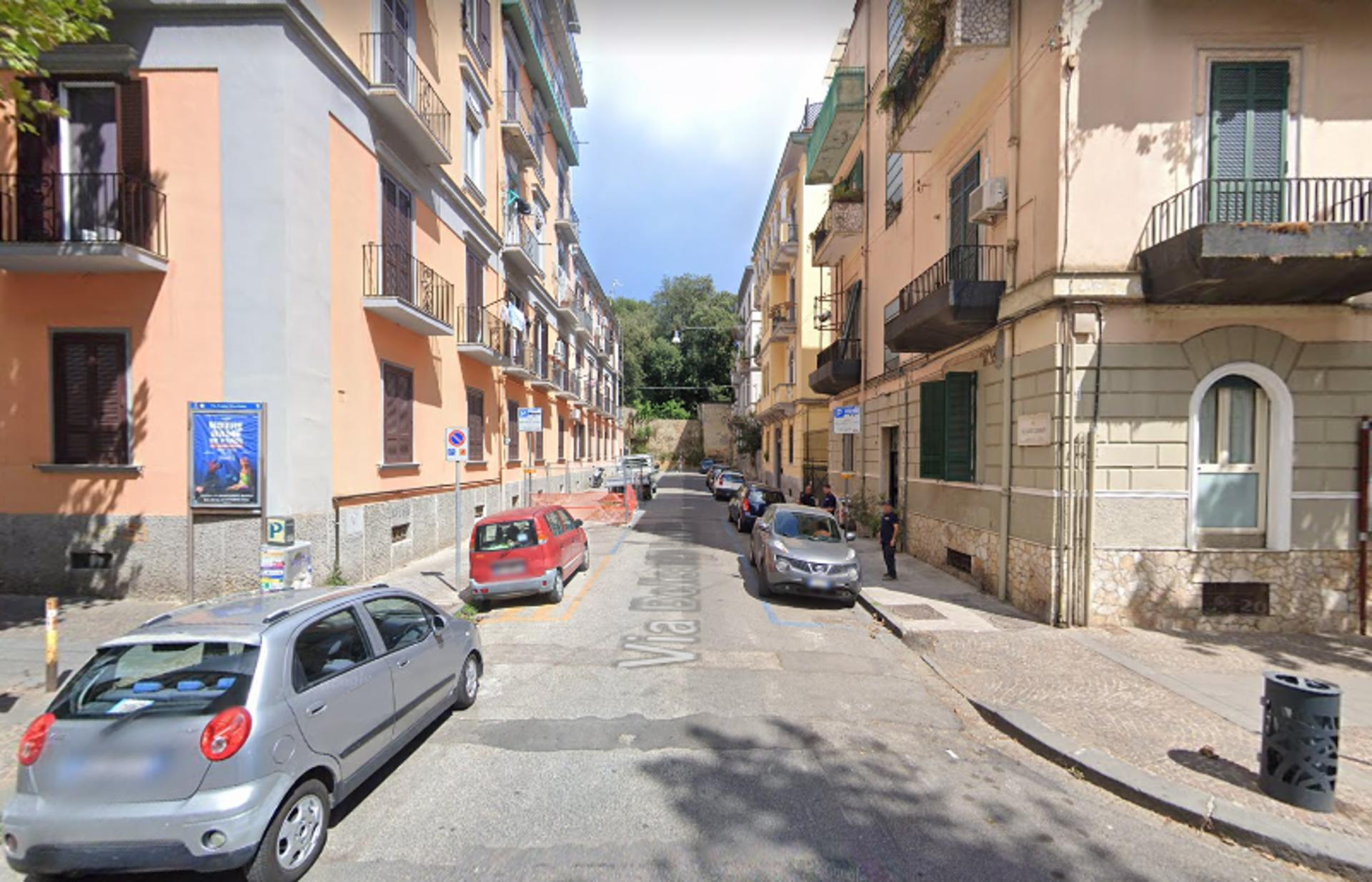 Impianto STENDARDO a Napoli, in zona Santarosa Trattoria Artigianale
