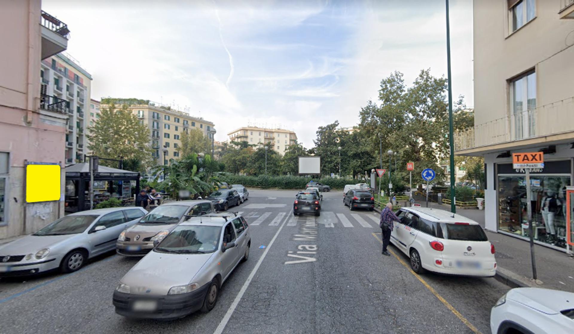 Impianto STENDARDO a Napoli, in zona Gran Caffè Medaglie d'oro