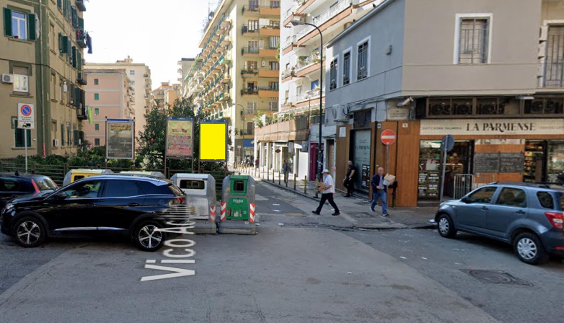 Impianto STENDARDO a Napoli, in zona Pub Nottingham