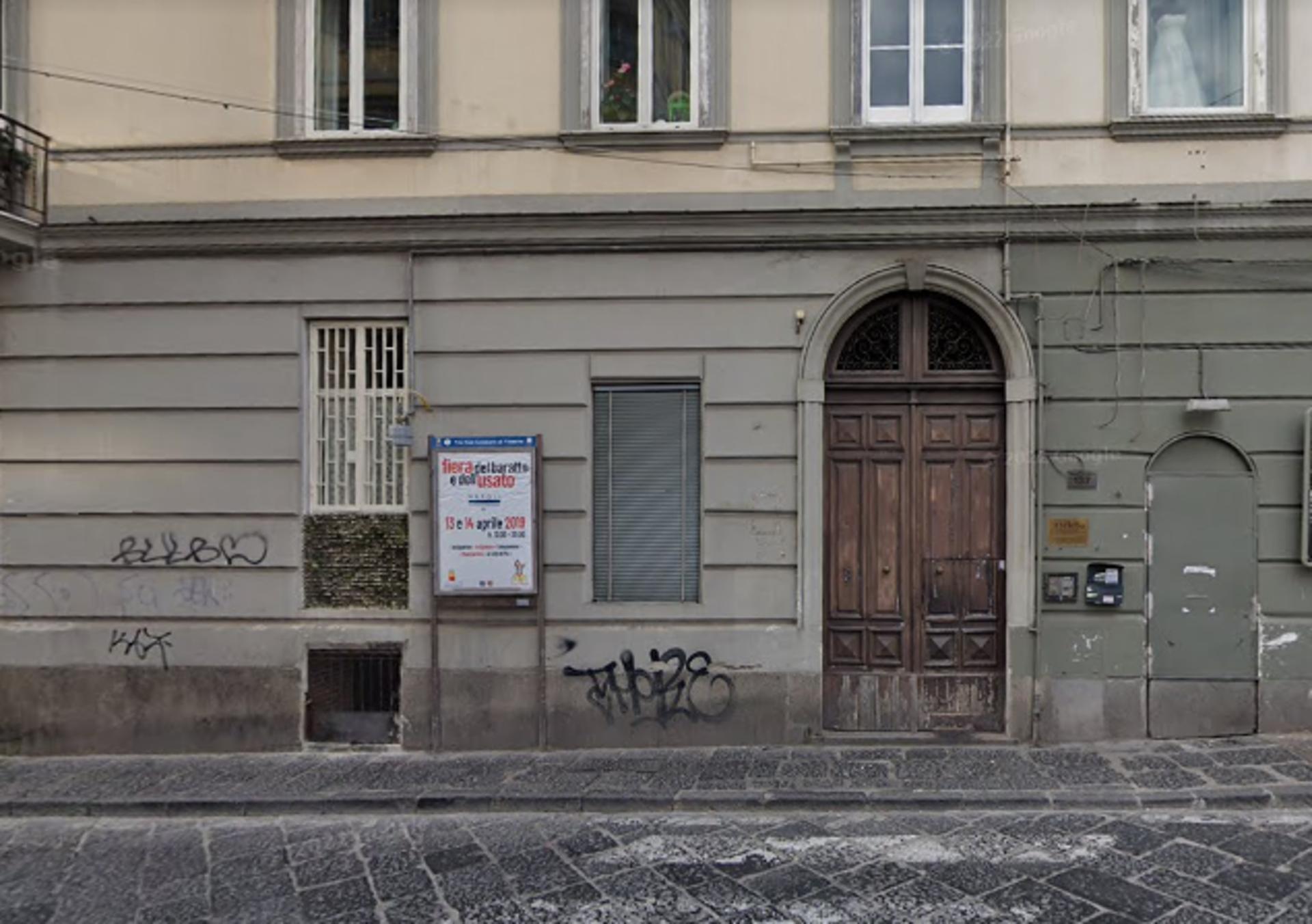 Impianto STENDARDO a Napoli, in zona Casa infante