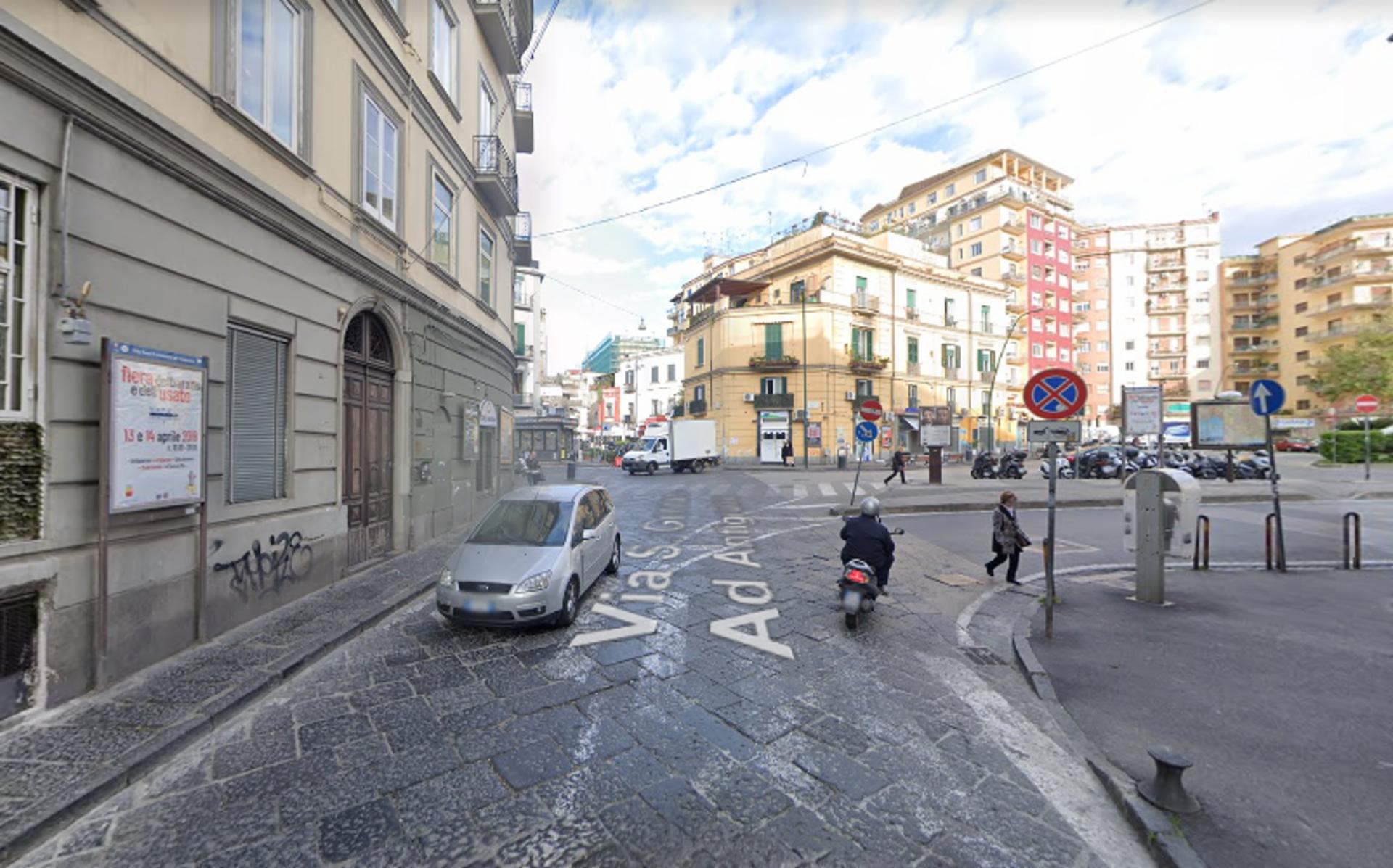 Impianto STENDARDO a Napoli, in zona Casa infante
