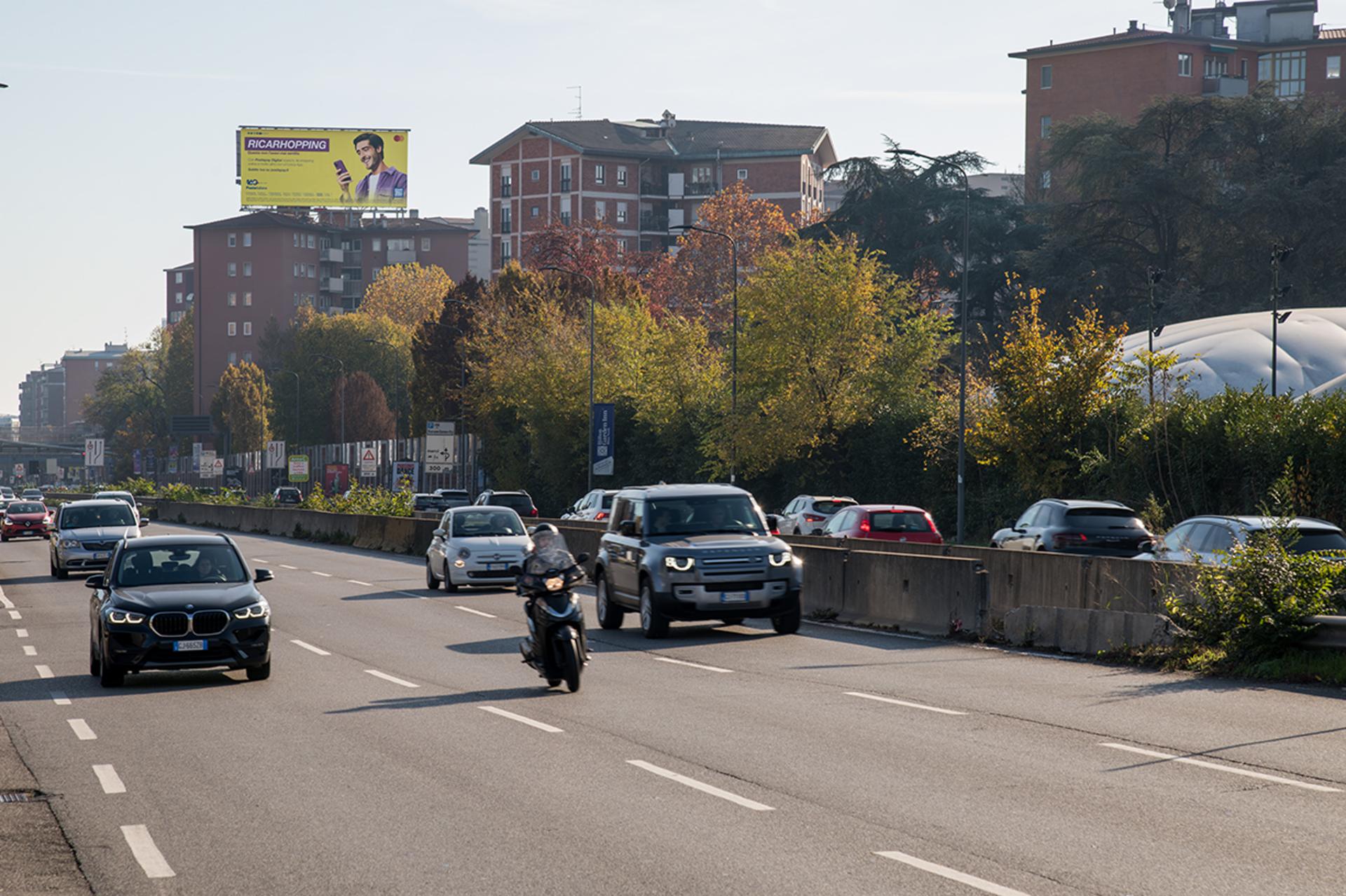 Impianto MEDI FORMATI a Milano, in zona Garage Italia Milano