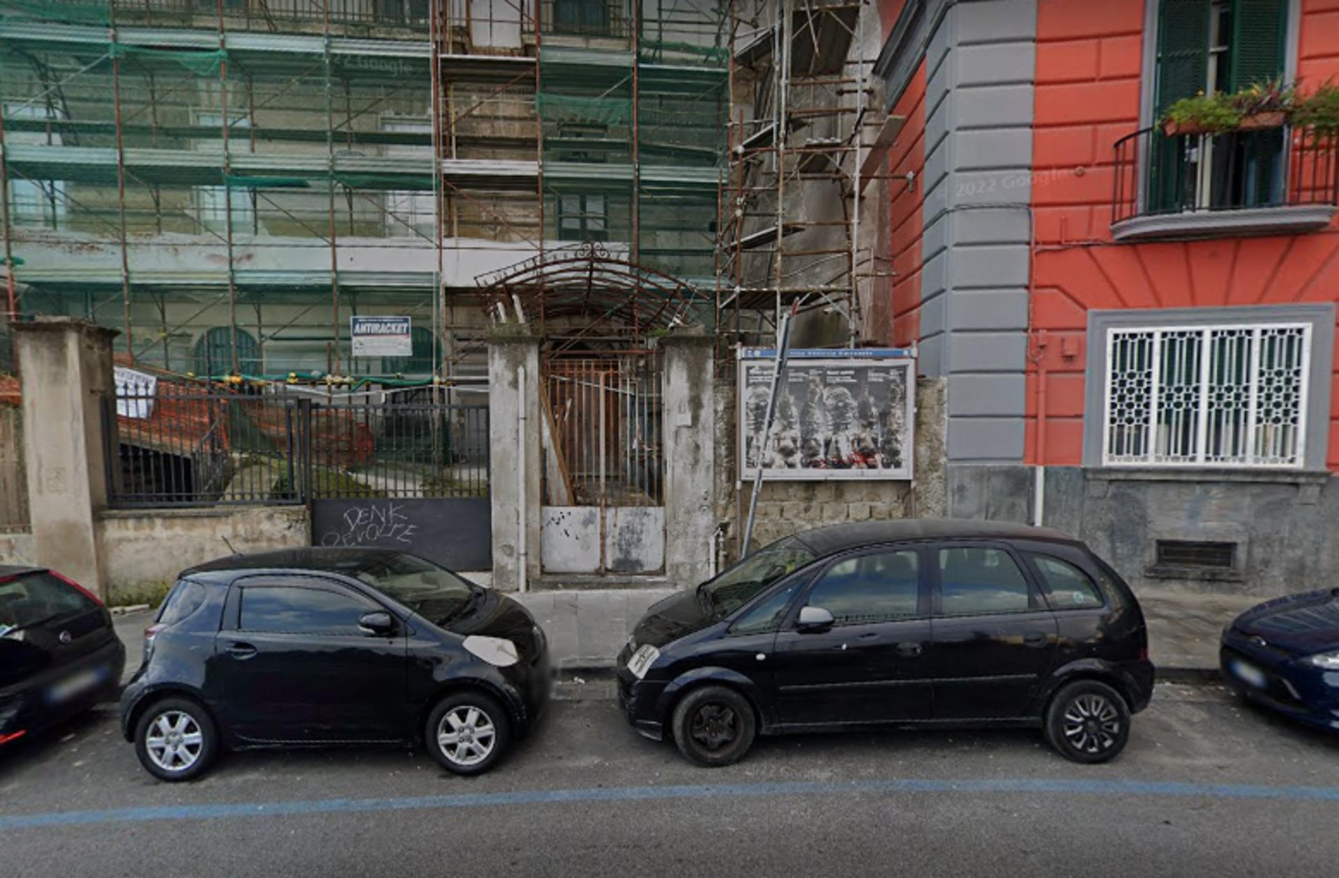 Impianto STENDARDO a Napoli, in zona Complesso di Santa Lucia Vergine al Monte