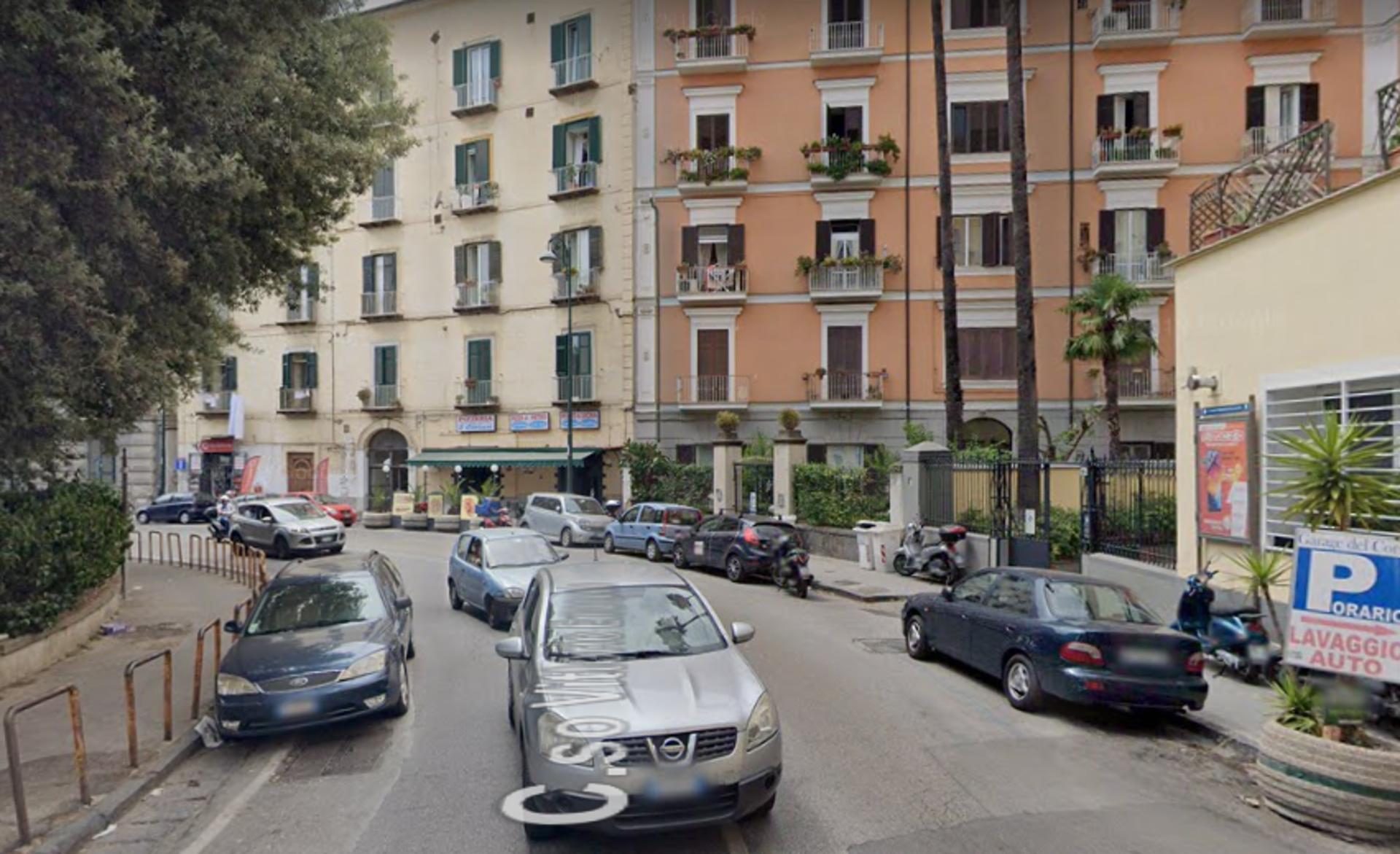 Impianto STENDARDO a Napoli, in zona Marble