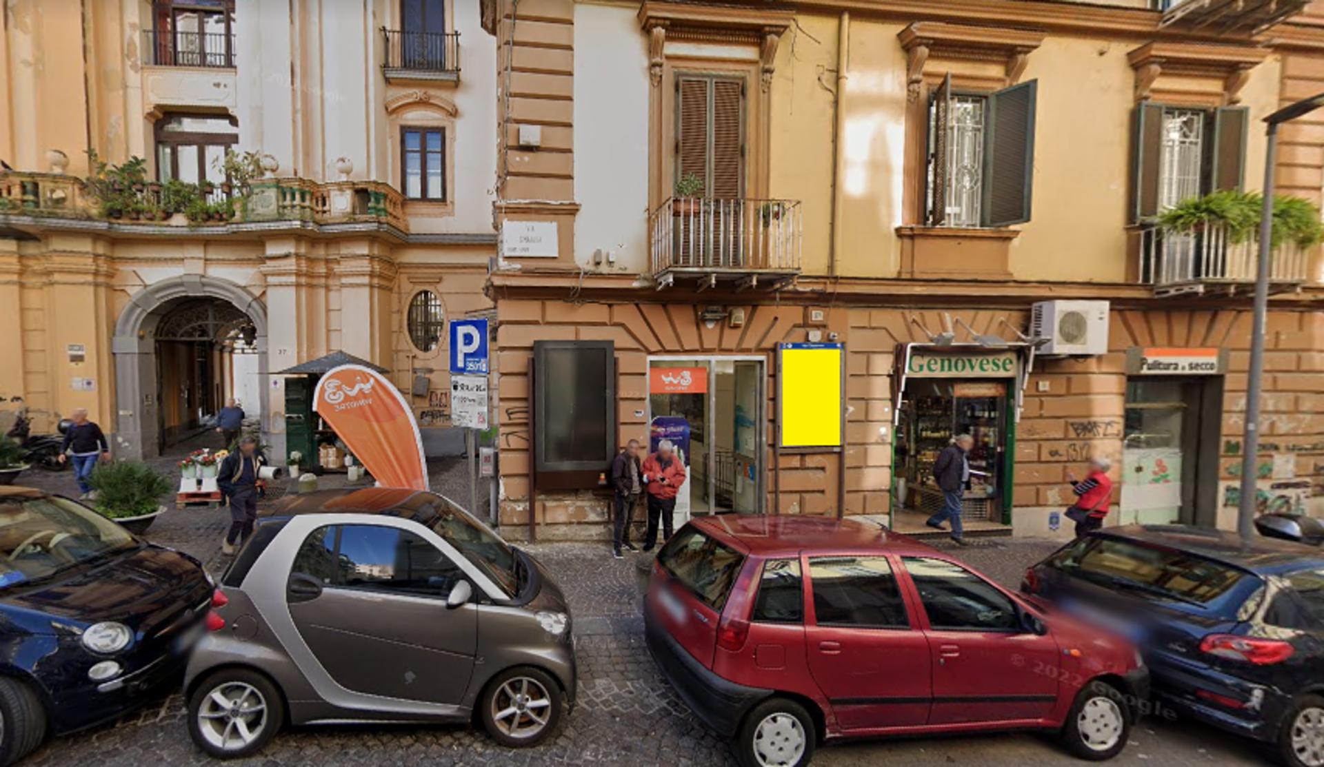 Impianto STENDARDO a Napoli, in zona JSole Lampados