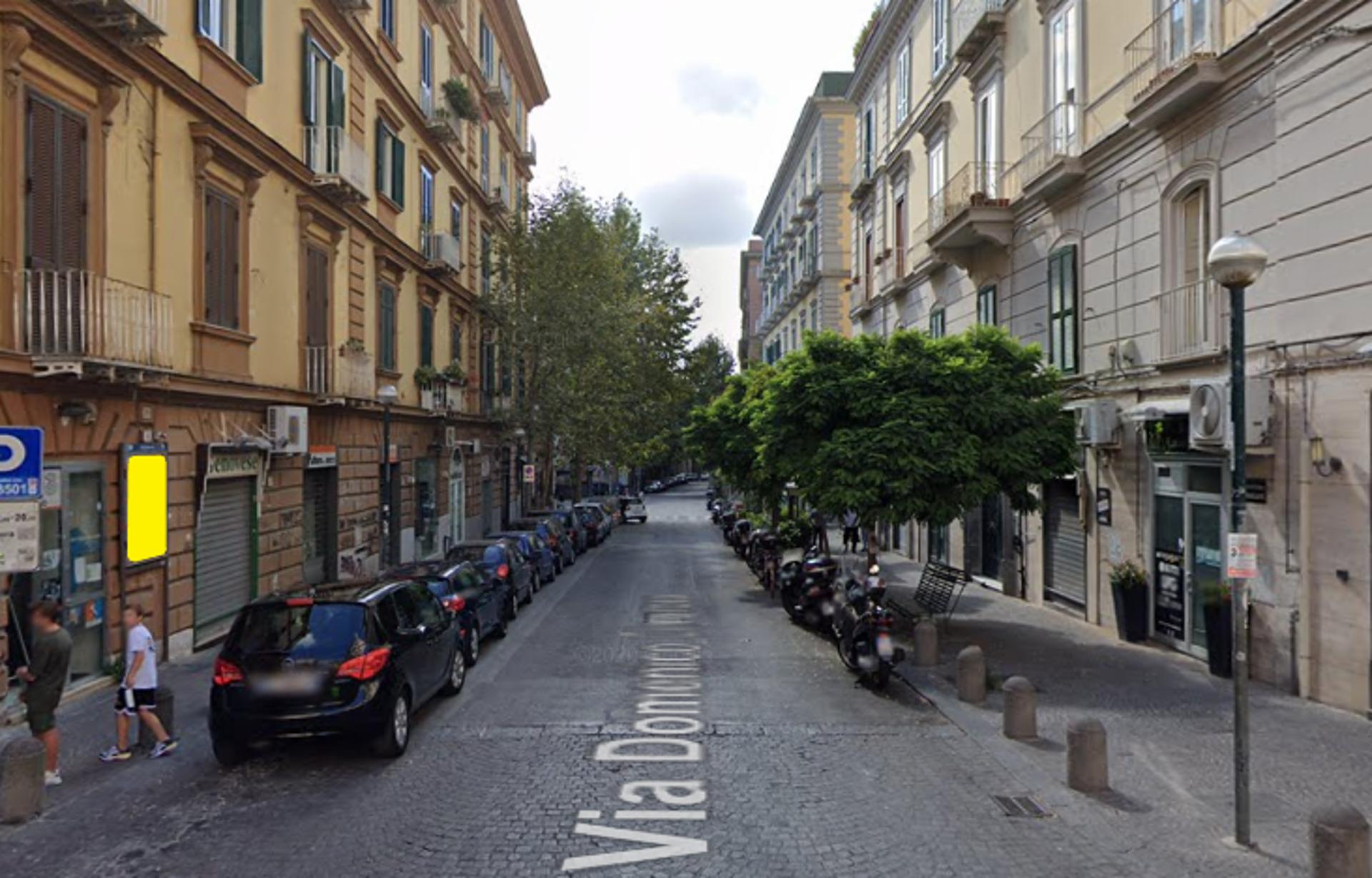 Impianto STENDARDO a Napoli, in zona JSole Lampados