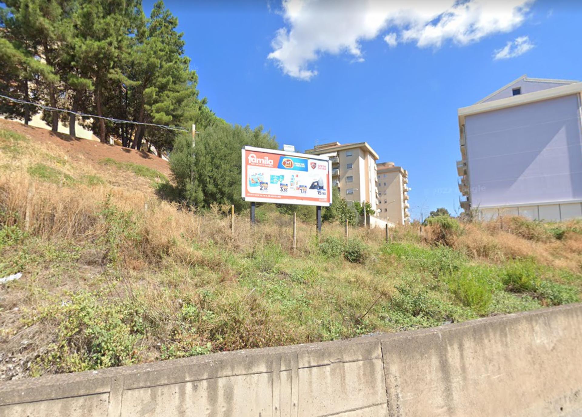 Impianto CARTELLONISTICA a Caltanissetta, in zona Eurospin