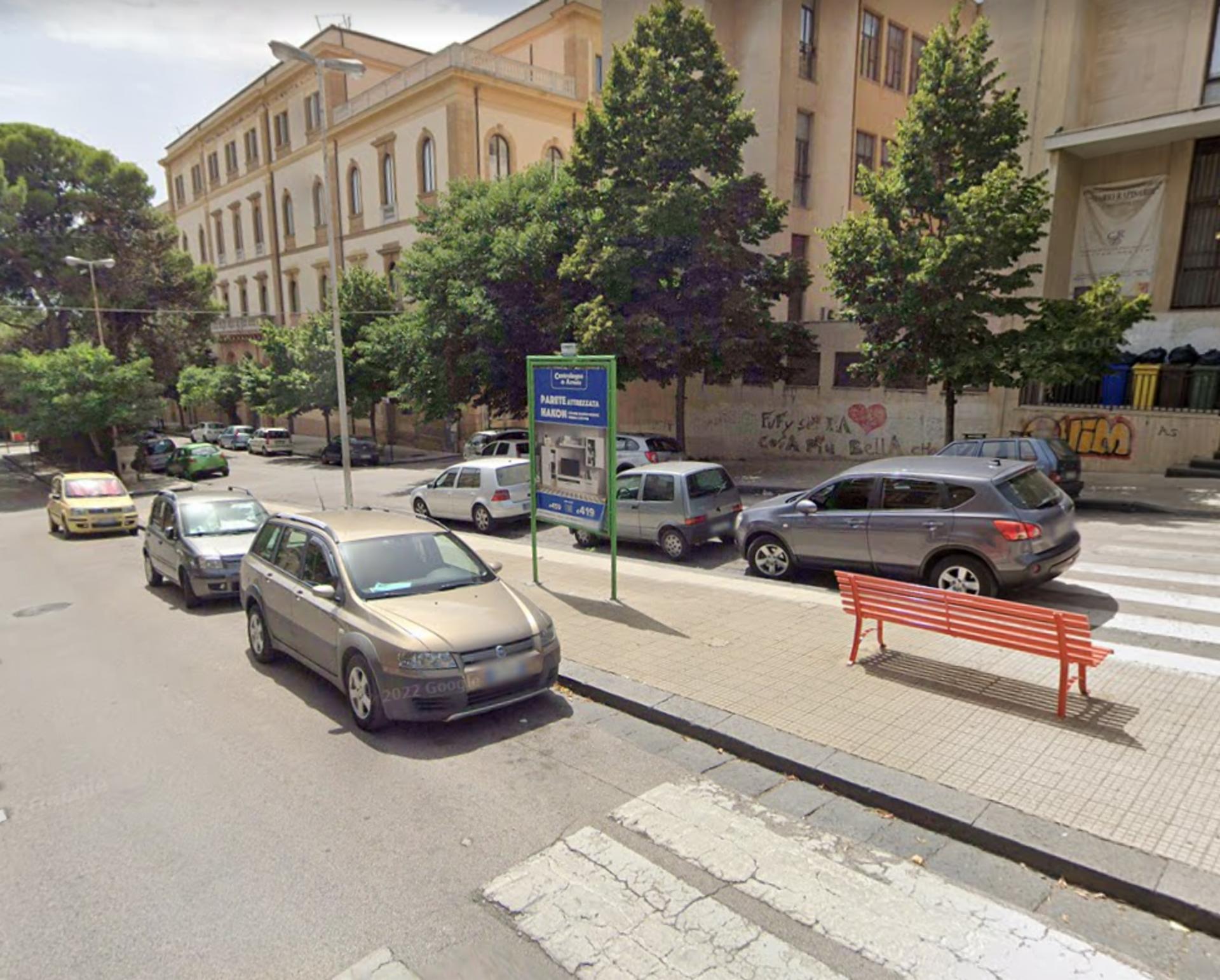Impianto STENDARDO a Caltanissetta, in zona Bar Rochester