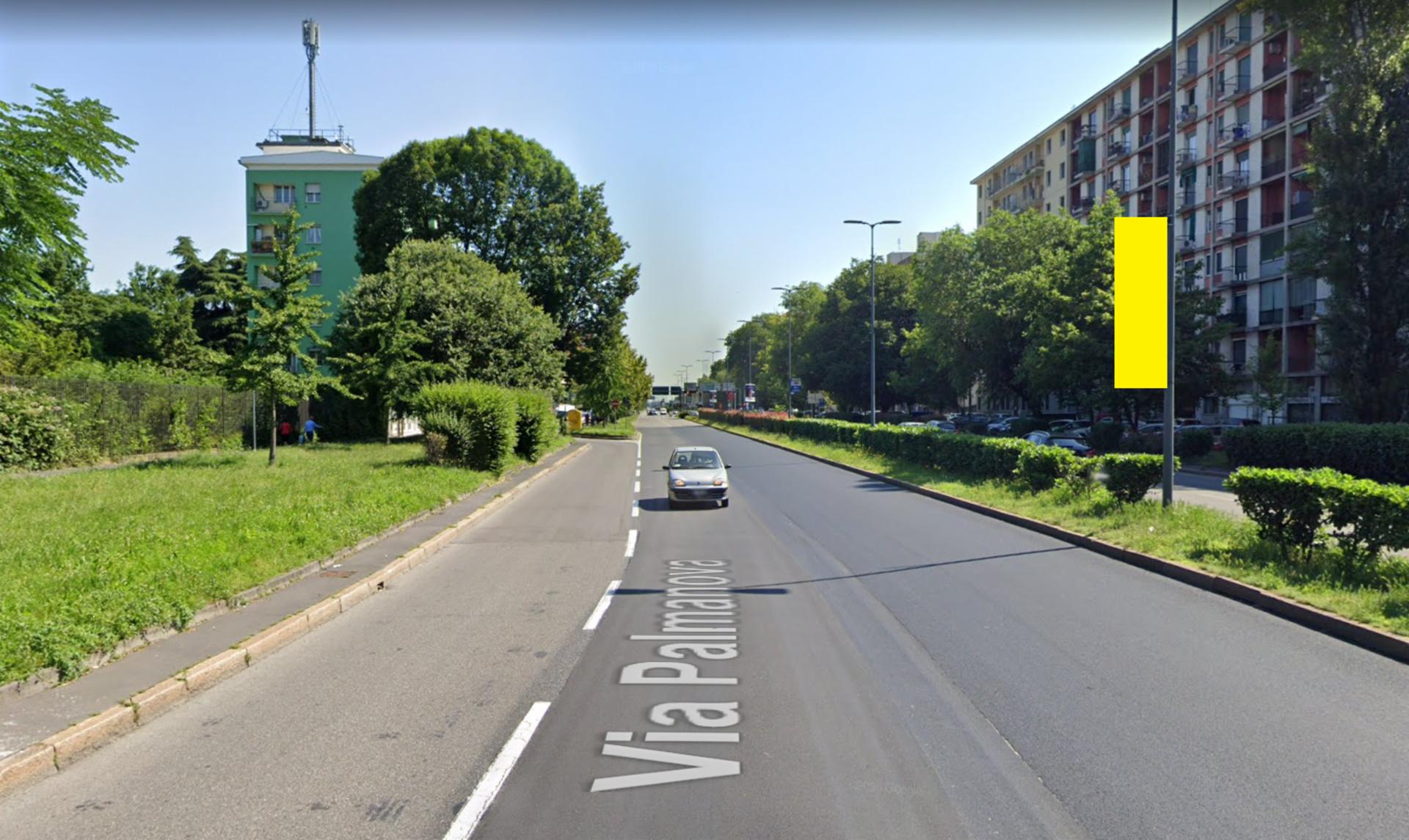 Impianto VERTICAL BANNER a Milano, in zona Desy's Beauty Center