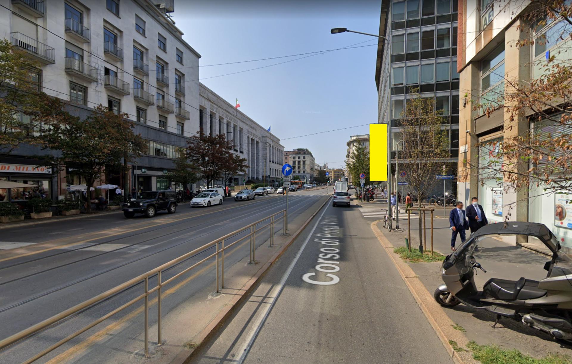 Impianto VERTICAL BANNER a Milano, in zona Dessange
