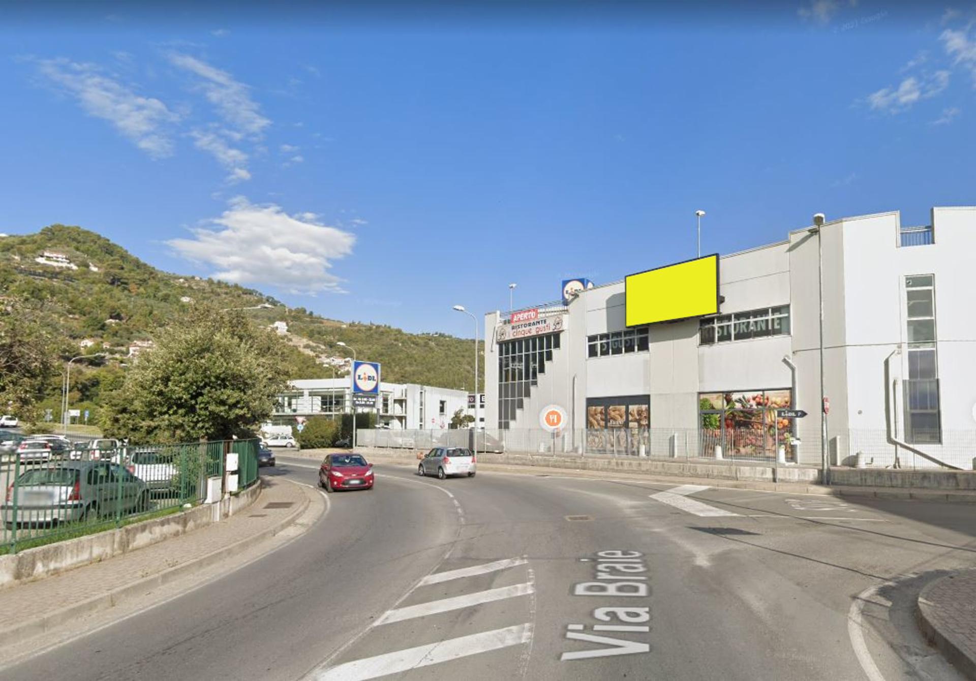 Impianto DISPLAY / LED a Camporosso, in zona Lidl
