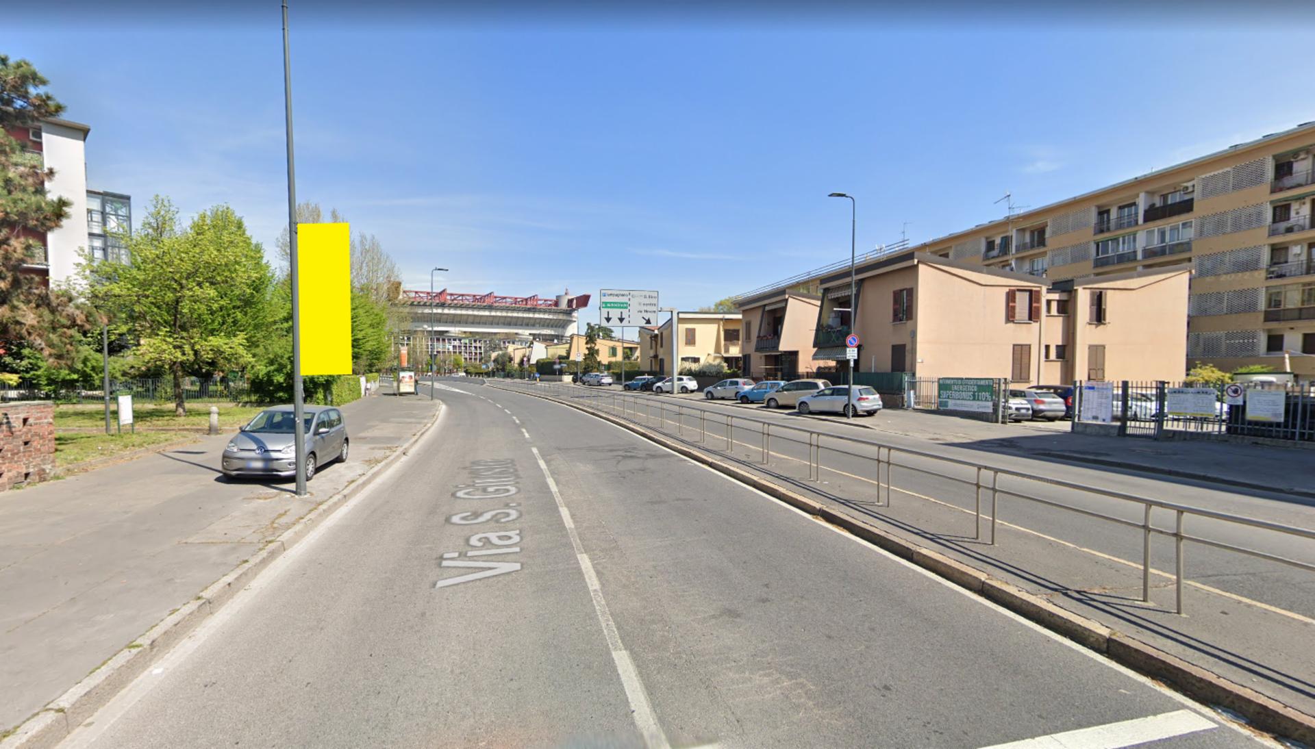 Impianto VERTICAL BANNER a Milano, in zona Biblioteca Comunale Harar