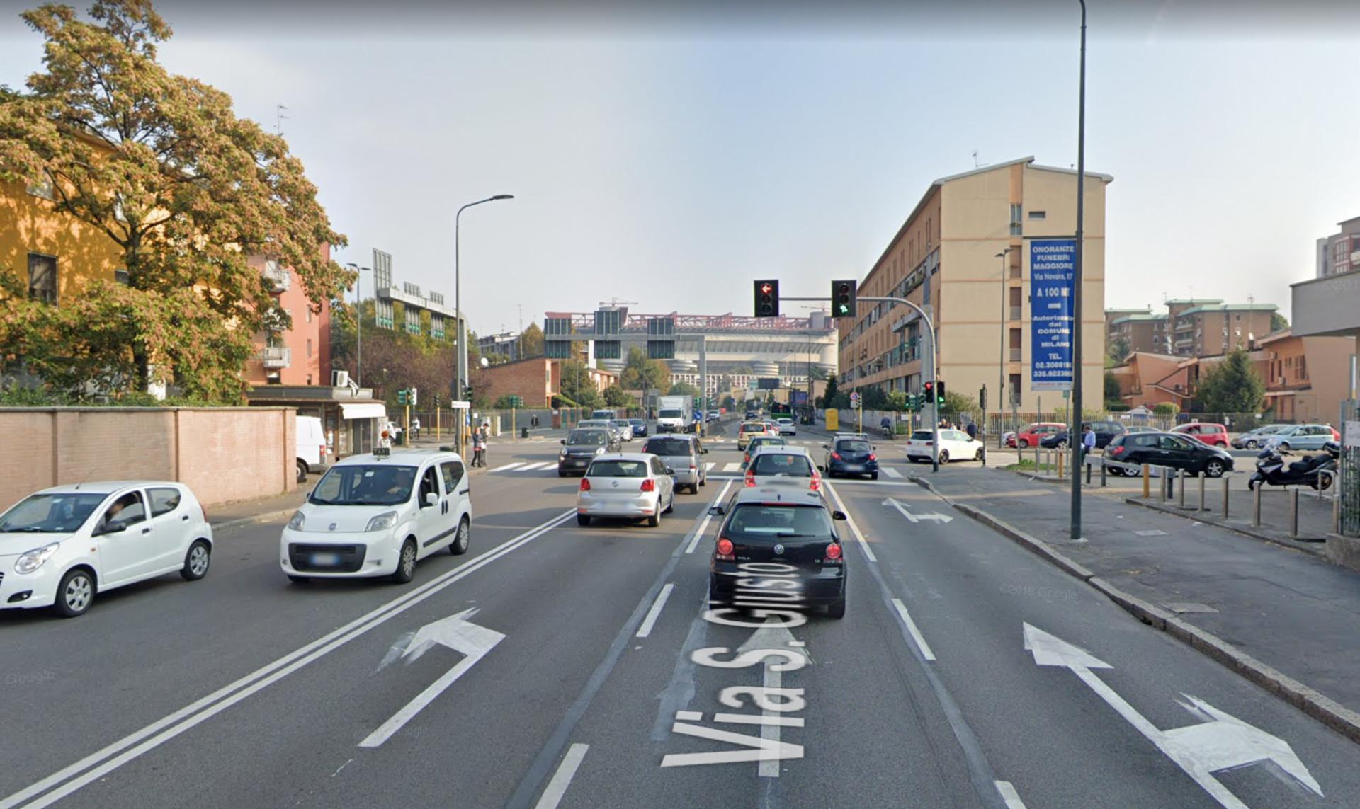 Impianto VERTICAL BANNER a Milano, in zona Biblioteca Comunale Harar