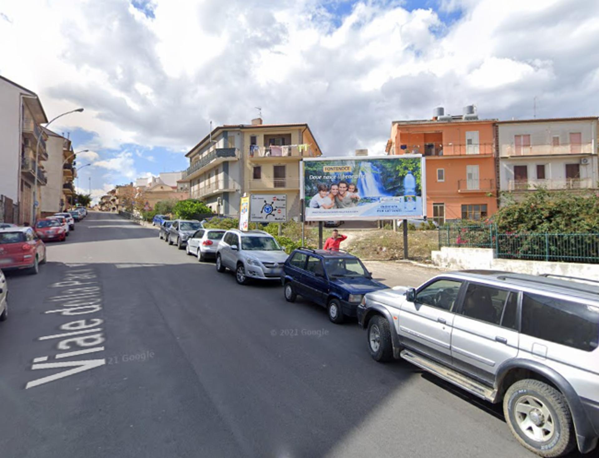 Impianto 6 X 3 a Barrafranca, in zona Scuola Istituto Comprensivo San Giovanni Bosco - Plesso Gino Novelli