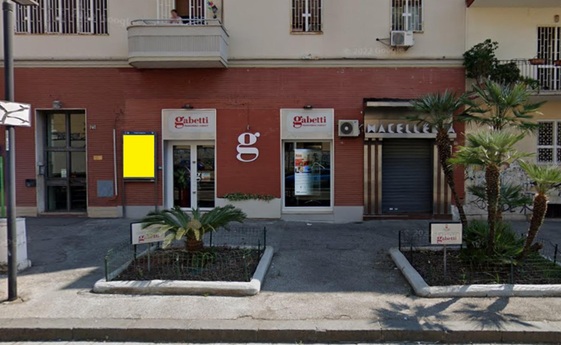 Impianto STENDARDO a Napoli, in zona Veronique