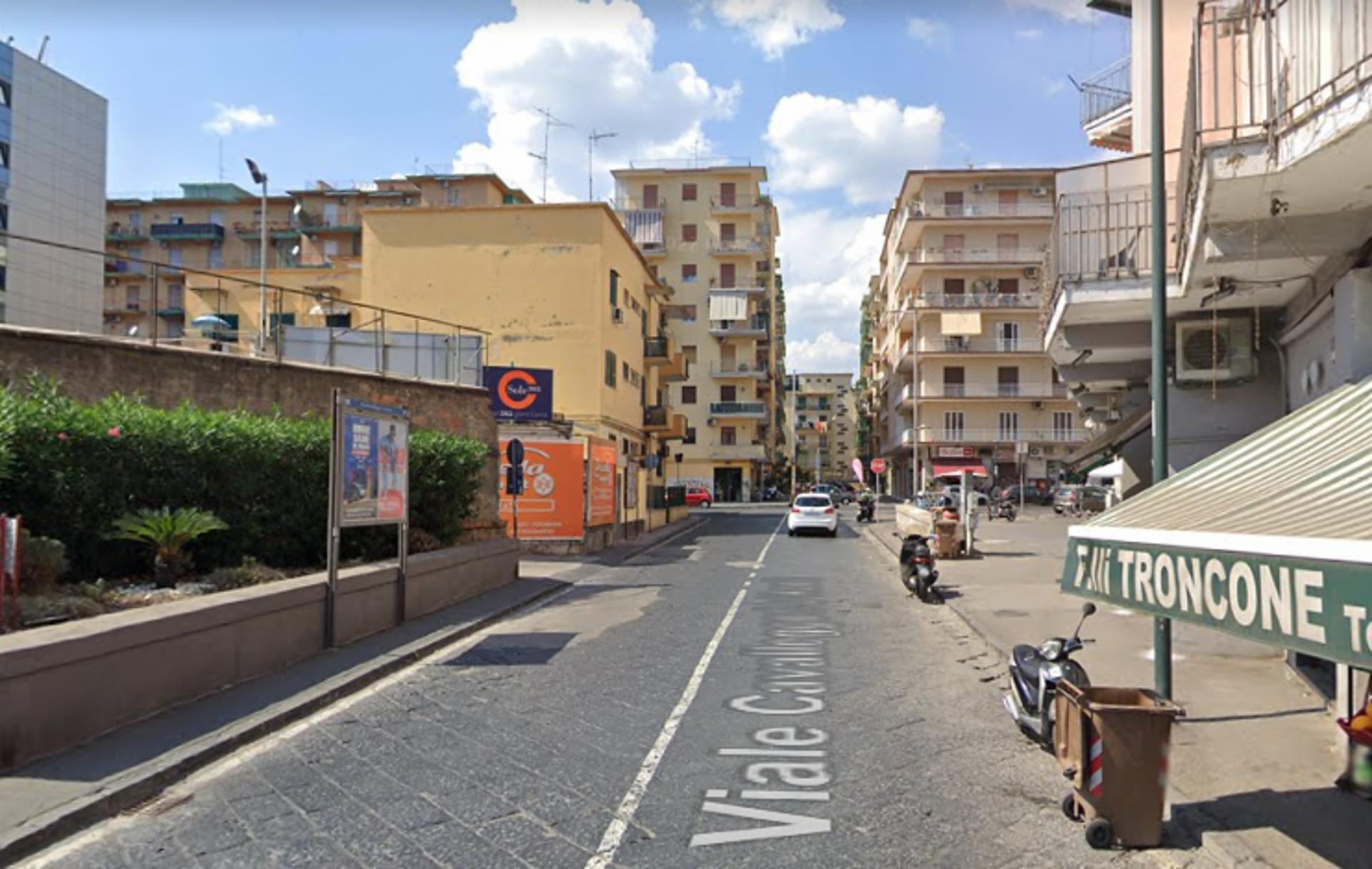 Impianto STENDARDO a Napoli, in zona Trattoria da Vittorio