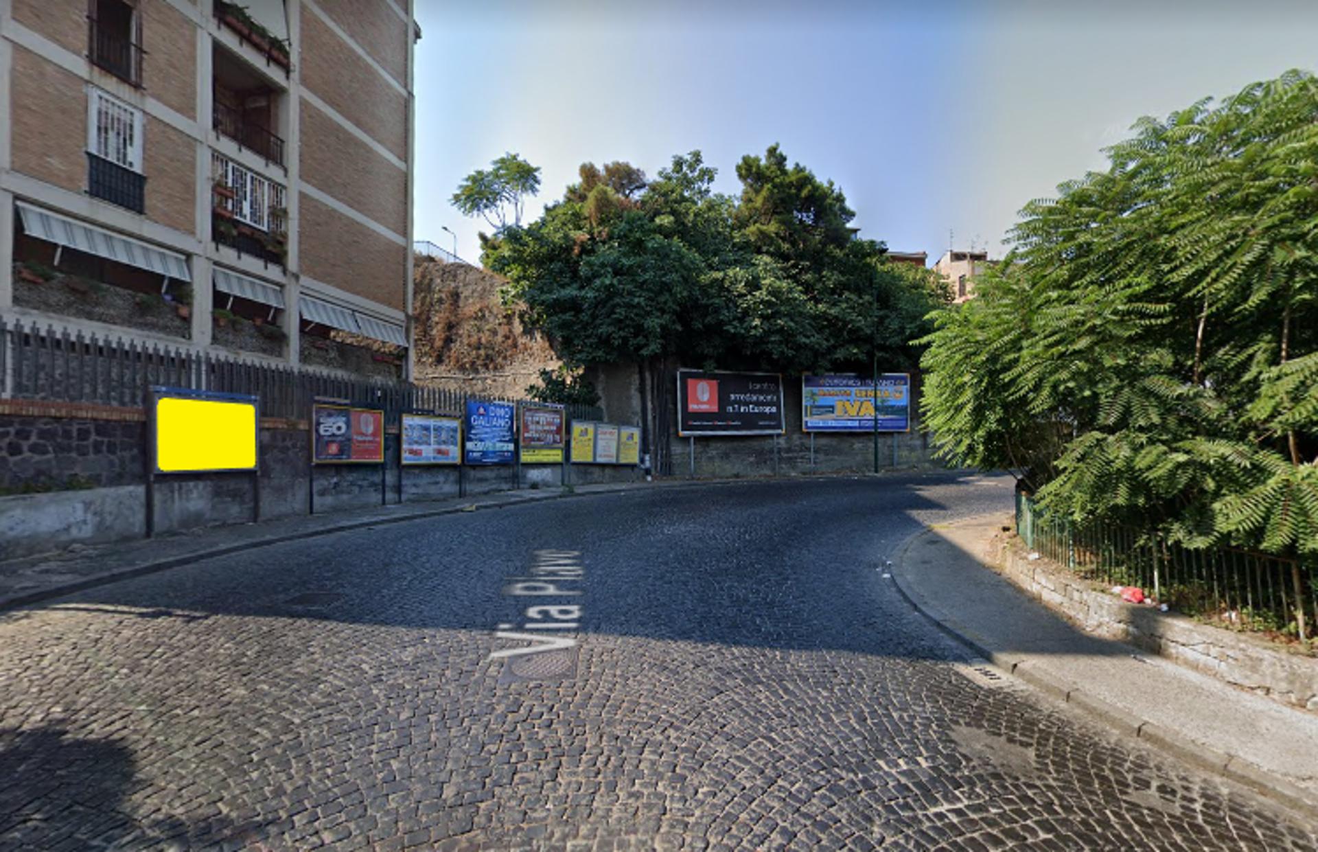 Impianto STENDARDO a Napoli, in zona Clinica Sanatrix