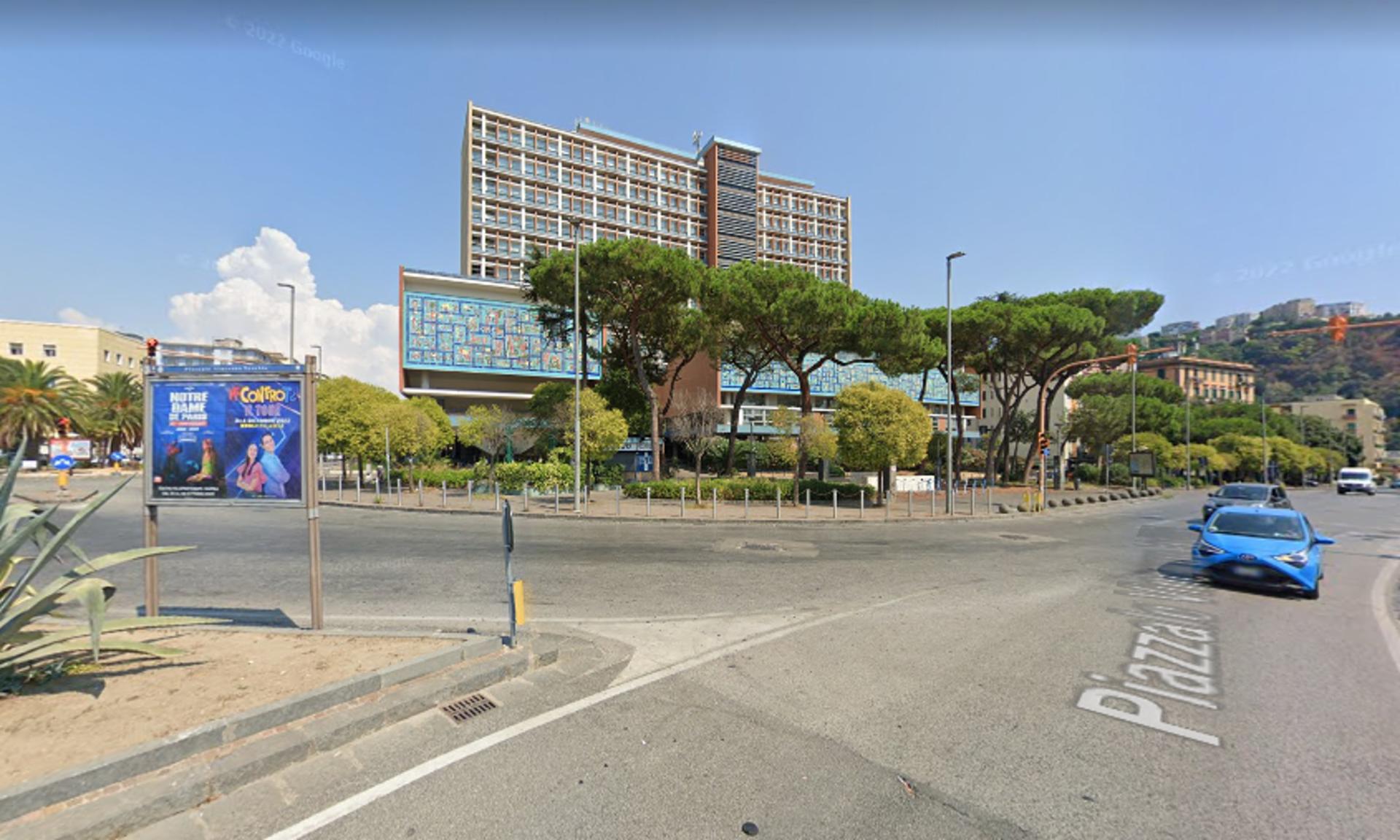 Impianto STENDARDO a Napoli, in zona Croupier Bar