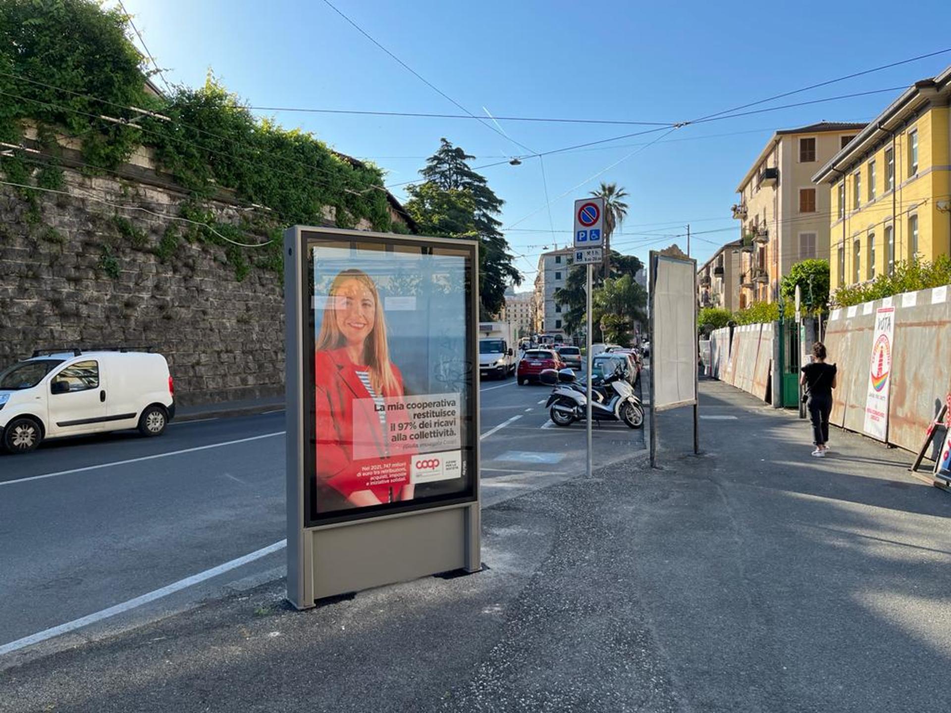Impianto a VIA Fiume ang. Via Aldo Ferrari - lato pedonale  La Spezia
