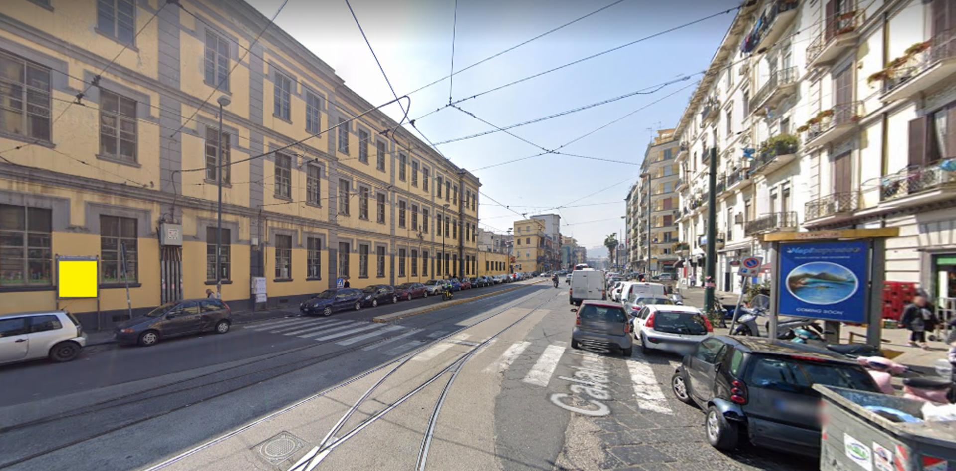 Impianto STENDARDO a Napoli, in zona Pam