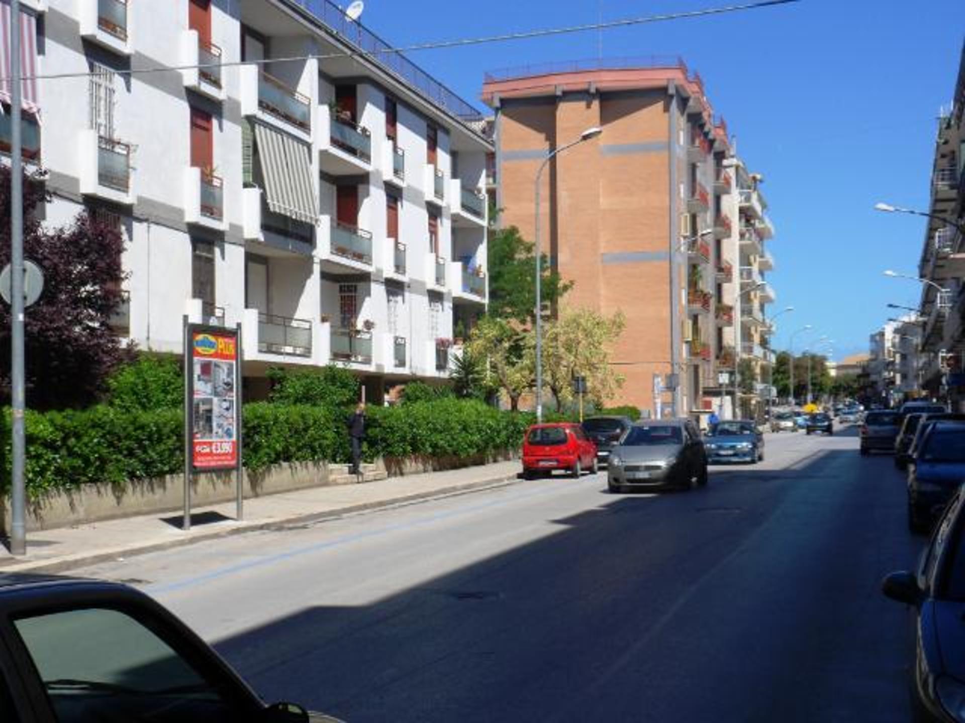 Impianto STENDARDO a Bitonto, in zona NegoziOk
