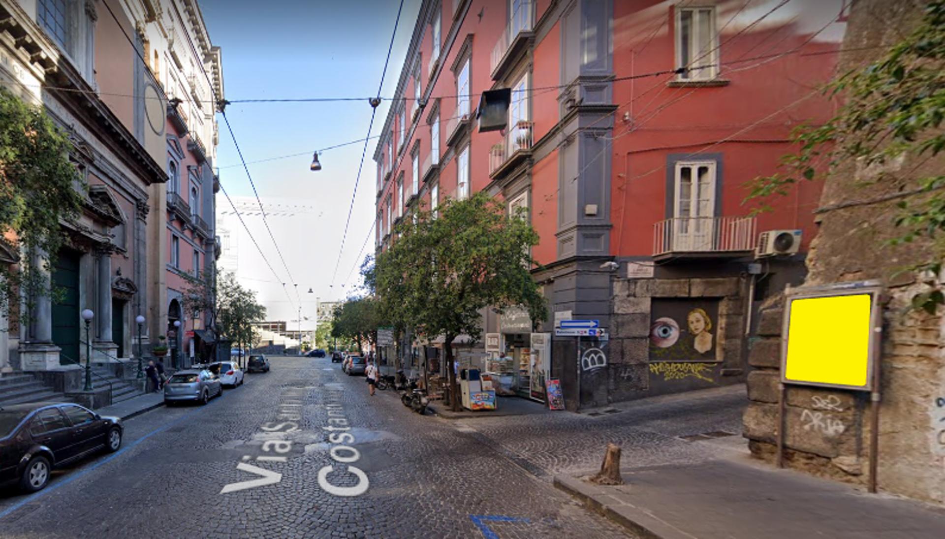 Impianto STENDARDO a Napoli, in zona Chiesa di Santa Maria di Costantinopoli