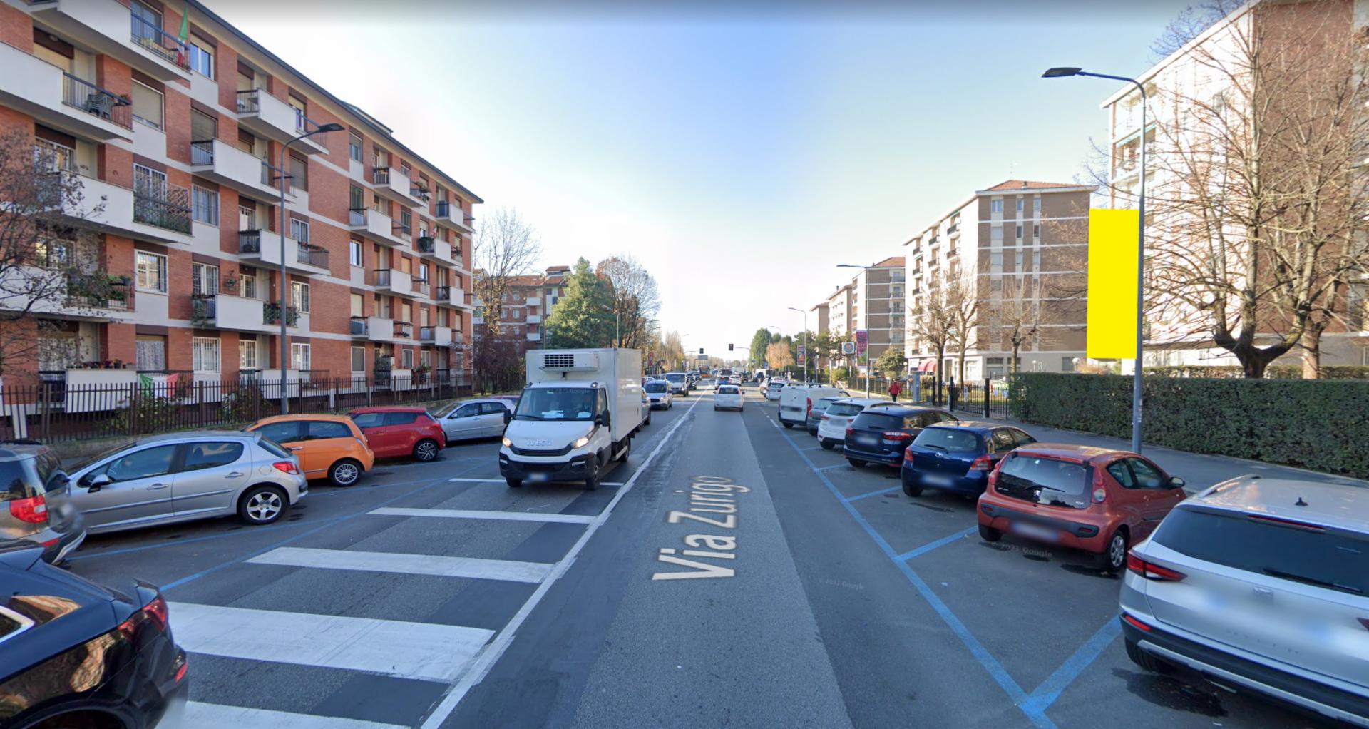 Impianto VERTICAL BANNER a Milano, in zona ‘A Livella