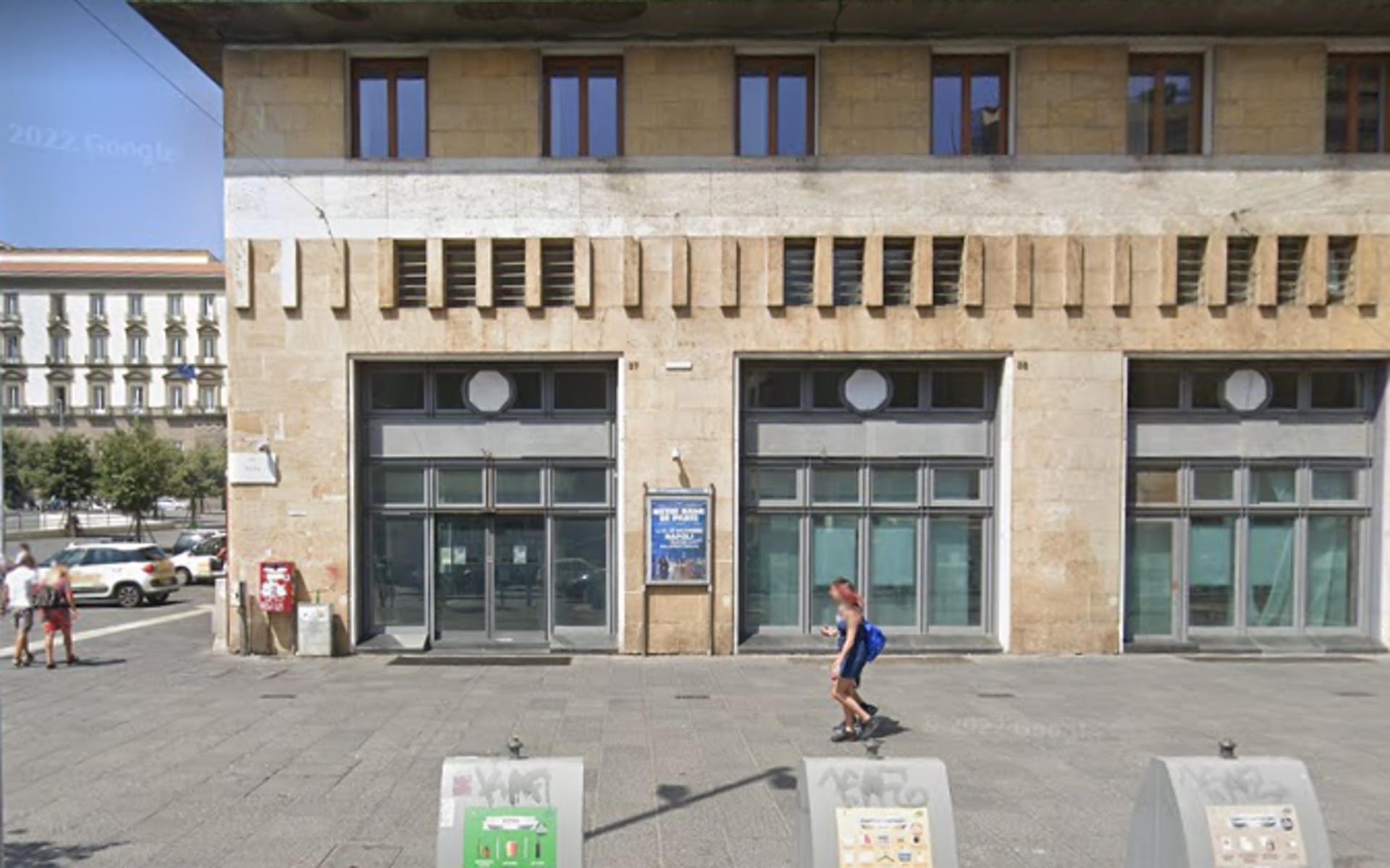 Impianto STENDARDO a Napoli, in zona Sole 365