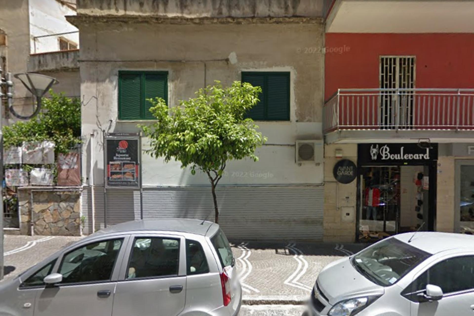 Impianto STENDARDO a Portici, in zona Bar Comes