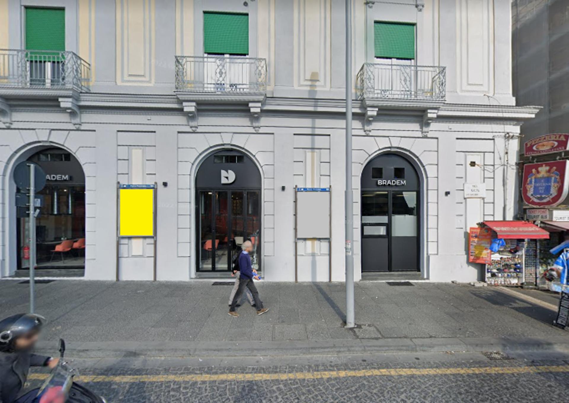 Impianto STENDARDO a Napoli, in zona il Chico d'Oro
