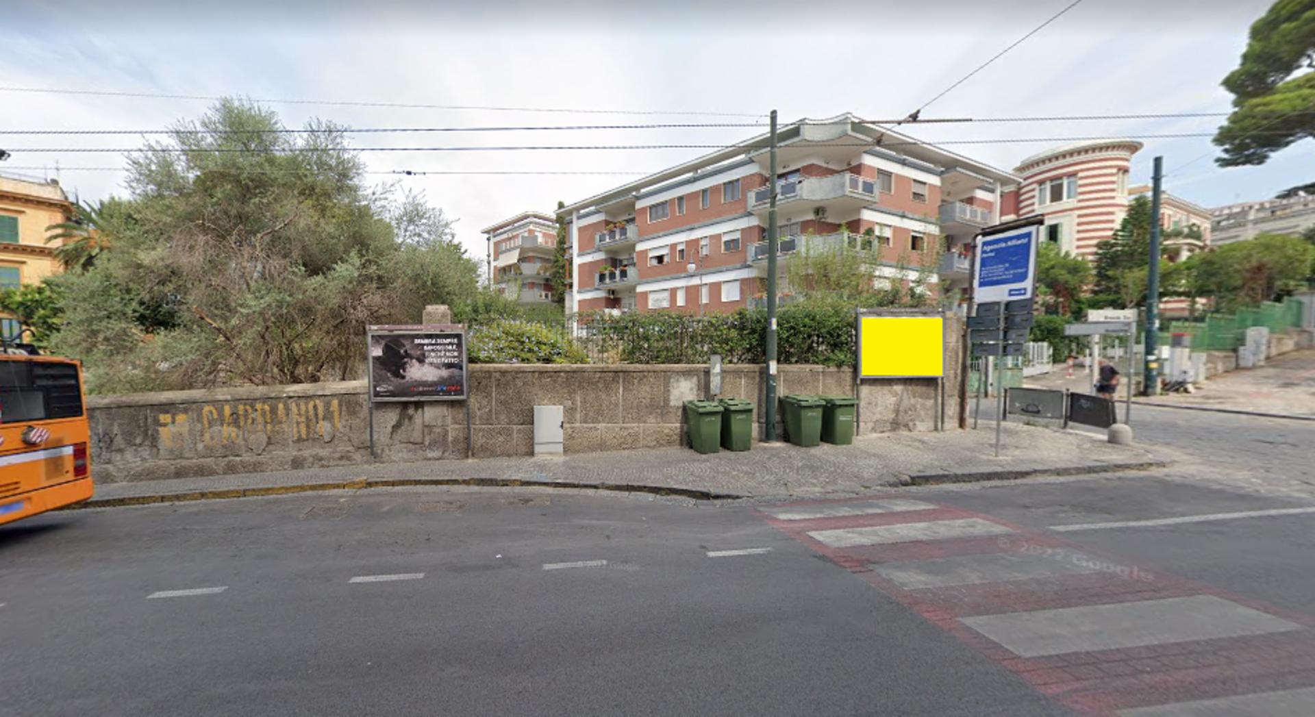 Impianto STENDARDO a Portici, in zona Iris Cafe
