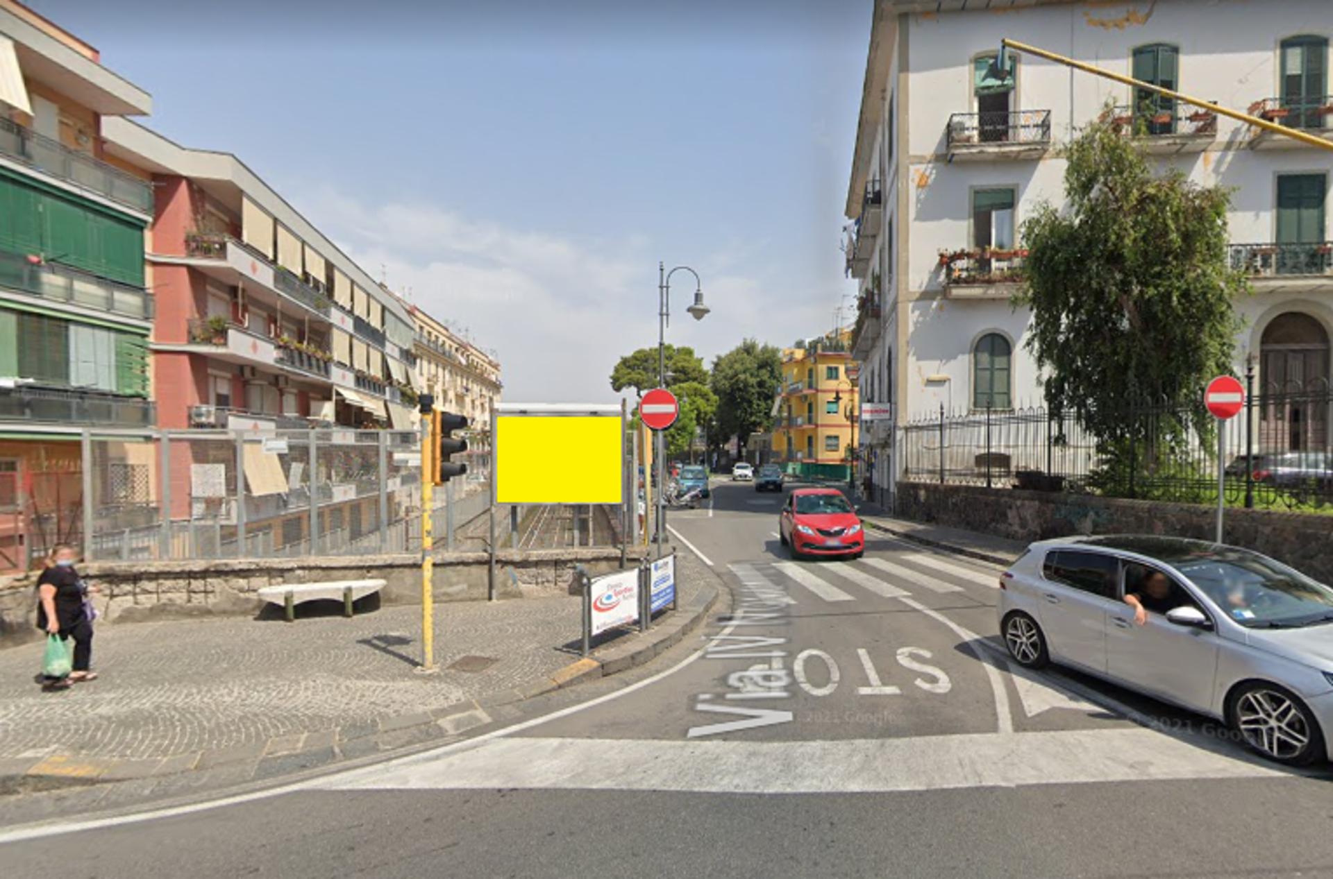 Impianto STENDARDO a Portici, in zona Gattò Bistrot