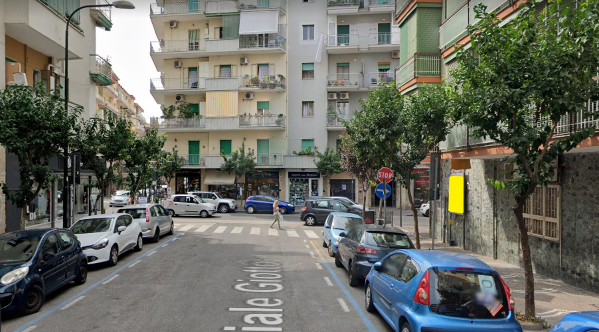 Impianto STENDARDO a Portici, in zona Bar delle Rose 3