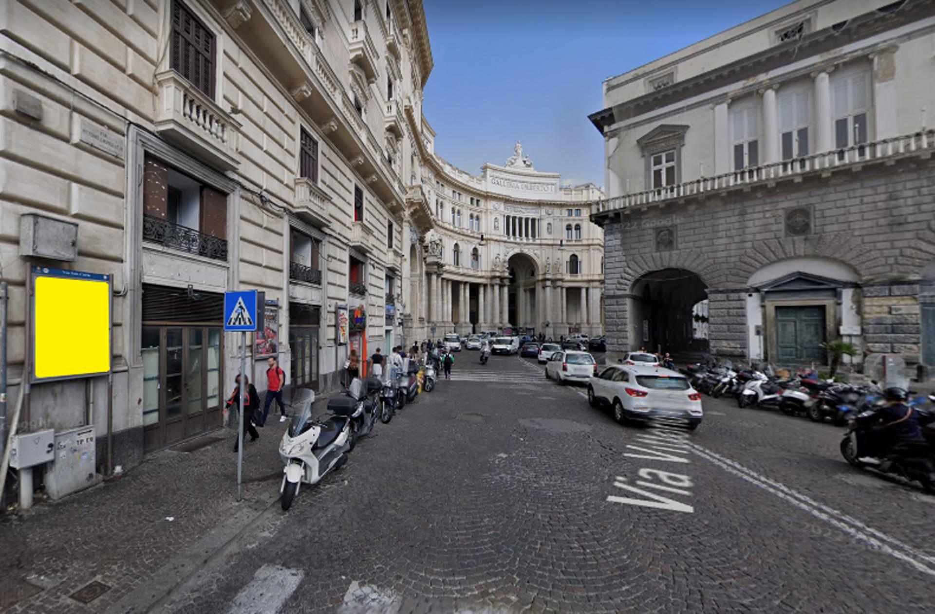 Impianto STENDARDO a Napoli, in zona Rossopomodoro