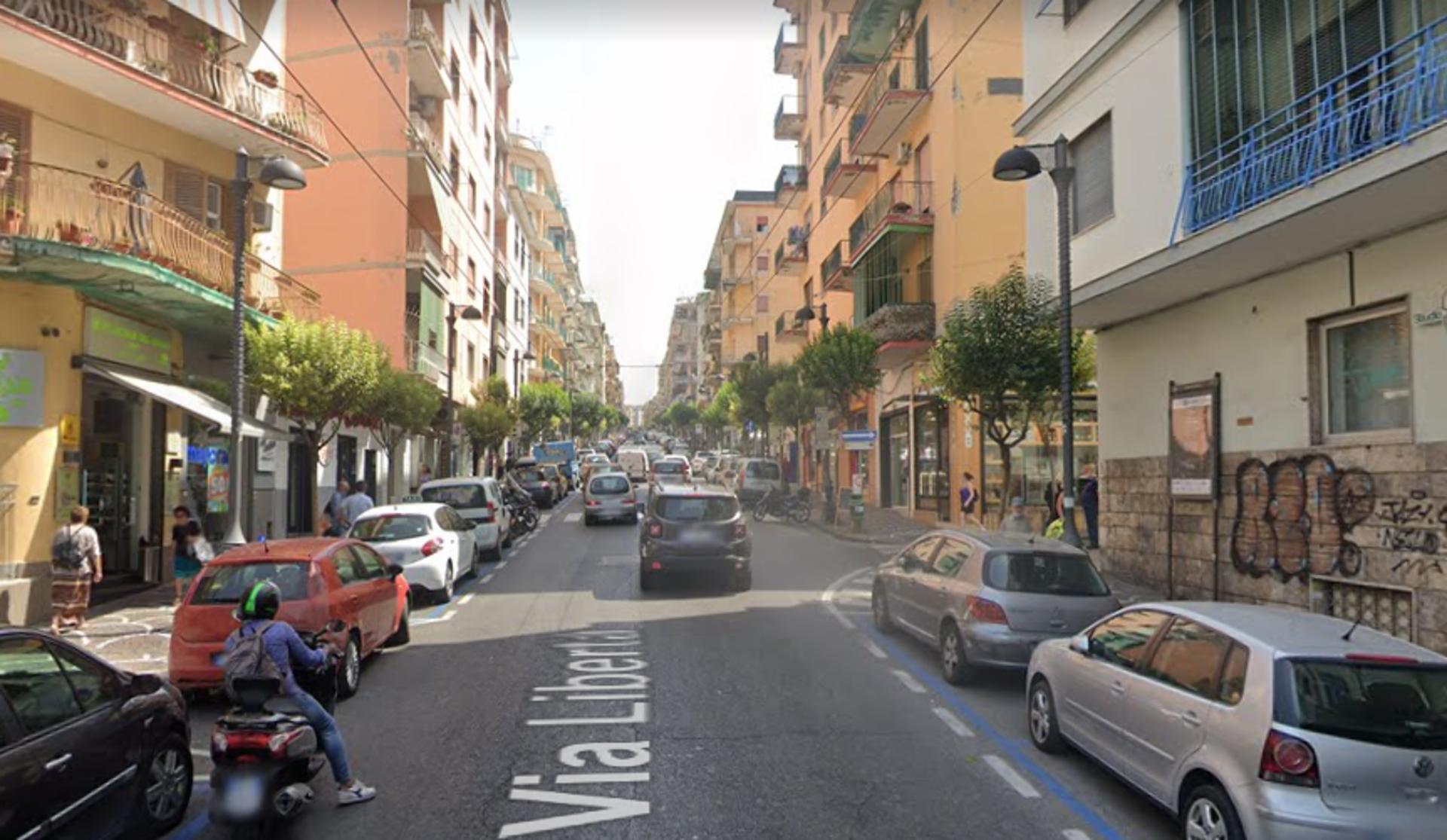 Impianto STENDARDO a Portici, in zona Bar delle Rose 3
