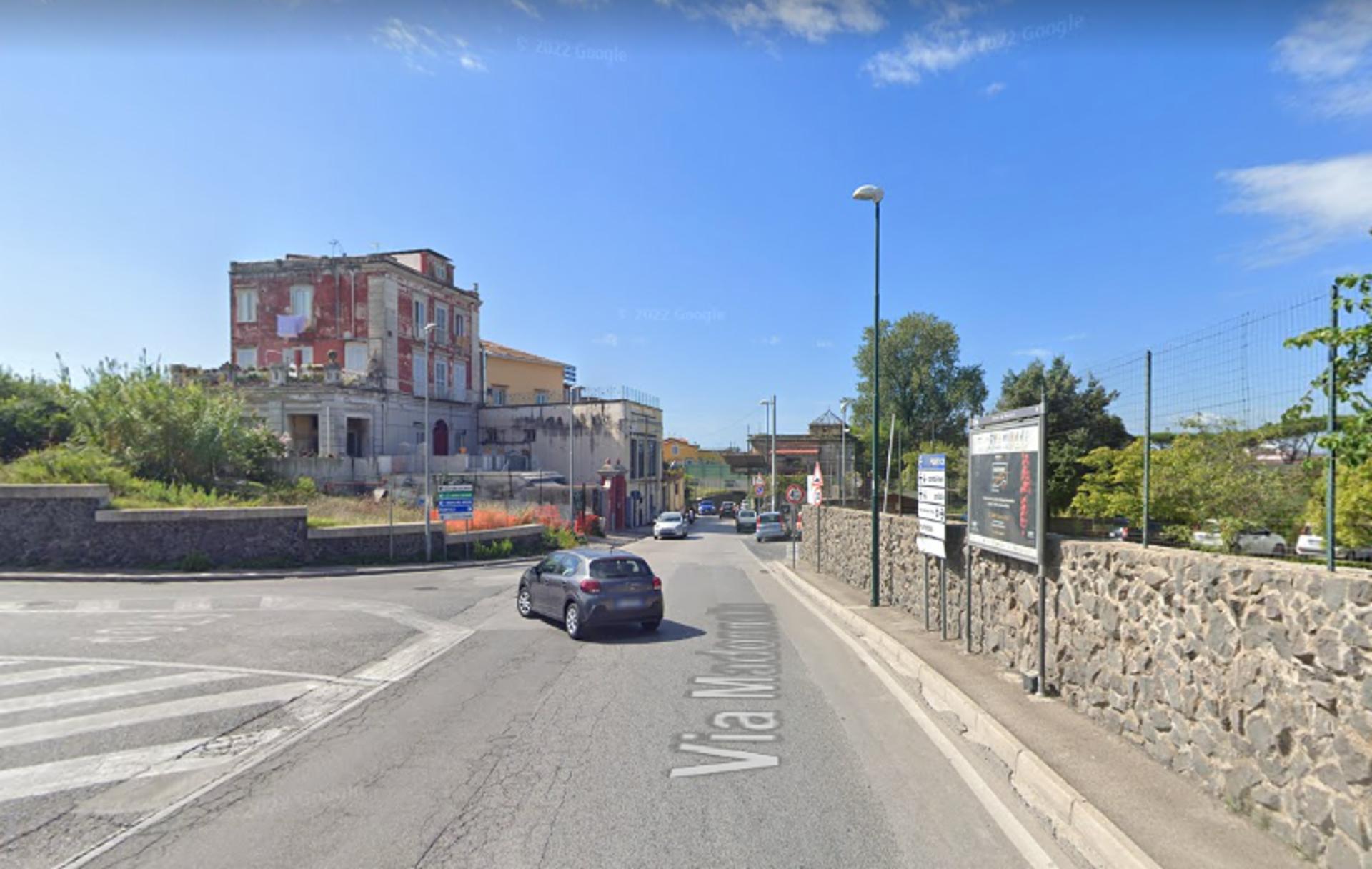 Impianto STENDARDO a Portici, in zona Supermercato SISA - Gruppo di Polo