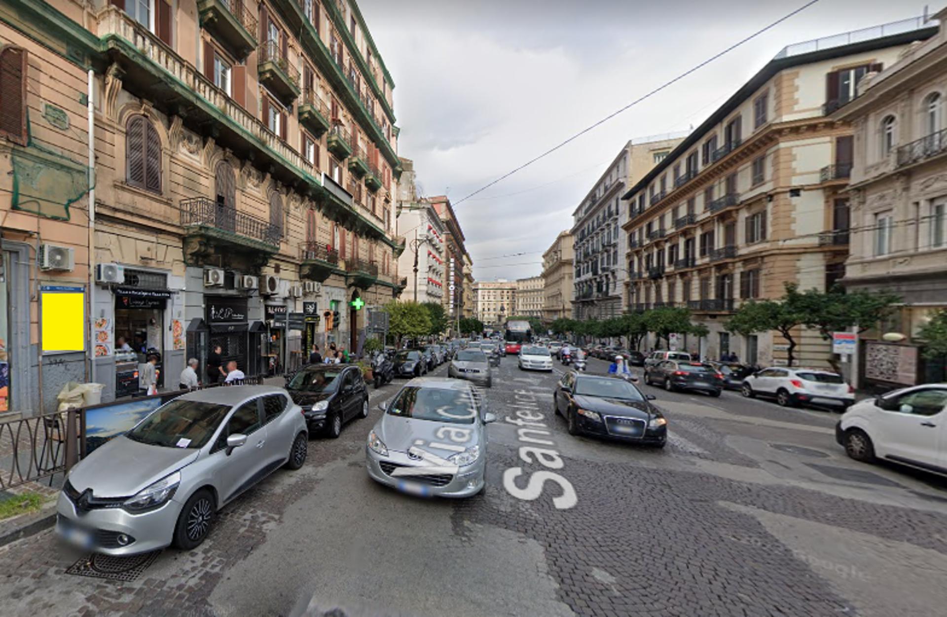 Impianto STENDARDO a Napoli, in zona Camomilla Italia