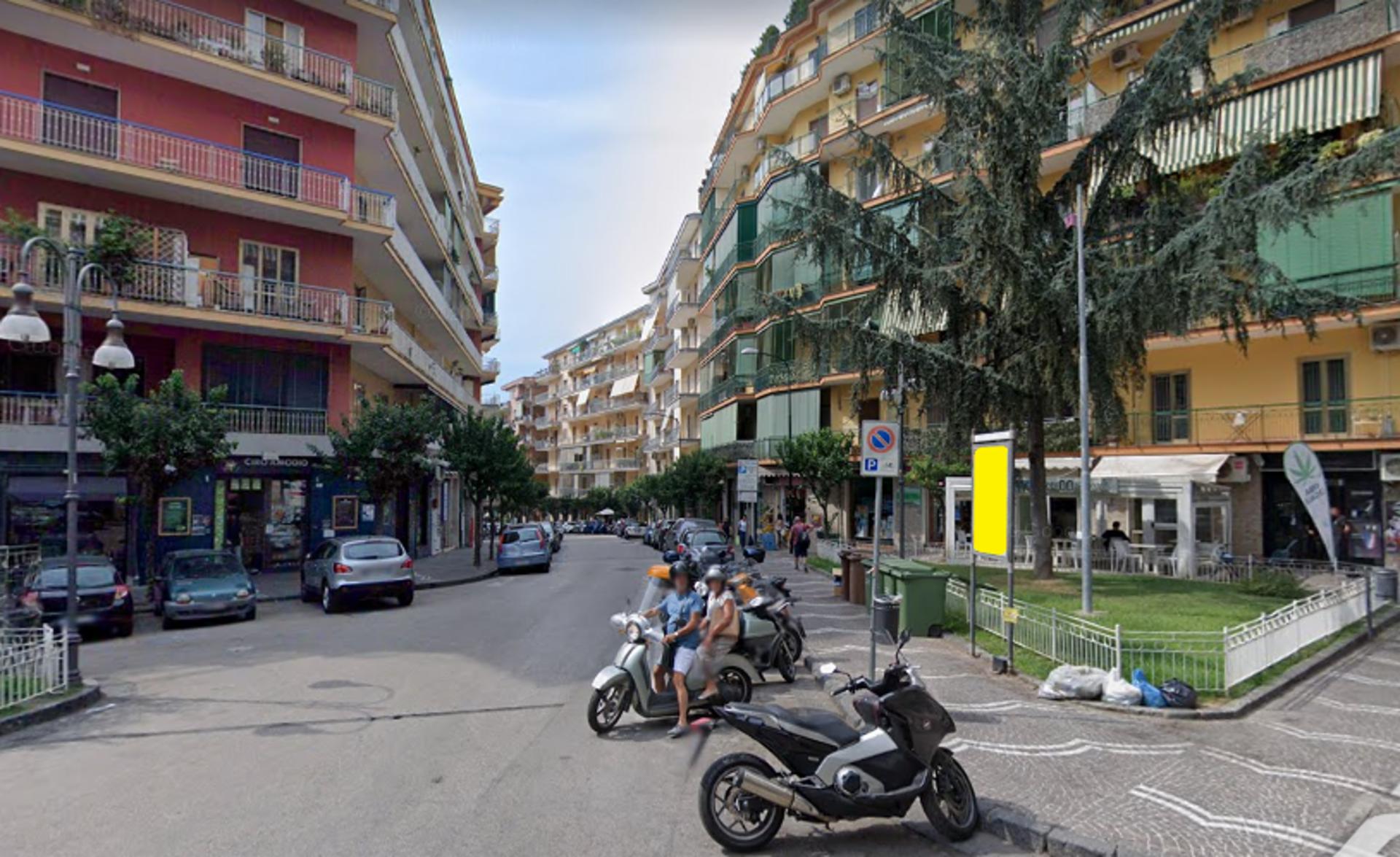 Impianto STENDARDO a Portici, in zona Bar delle Rose 3