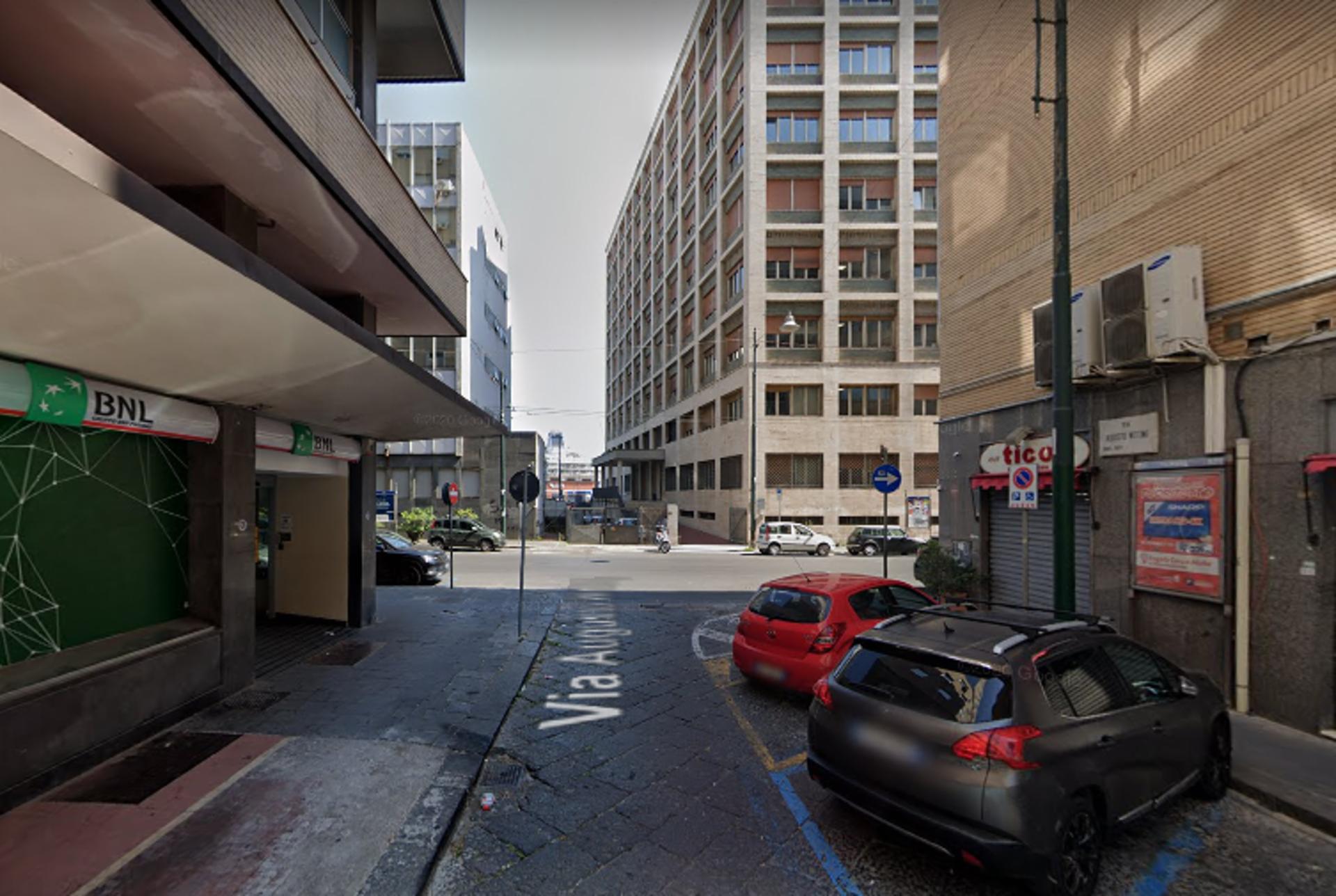 Impianto STENDARDO a Napoli, in zona Pizzeria La Campanella