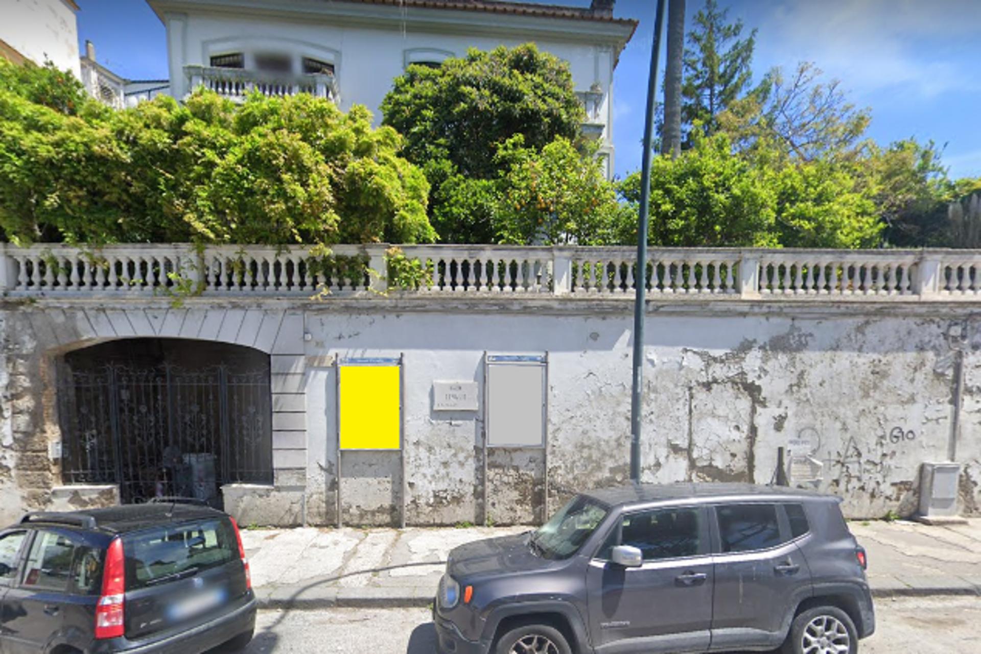 Impianto STENDARDO a Napoli, in zona Al solito posto