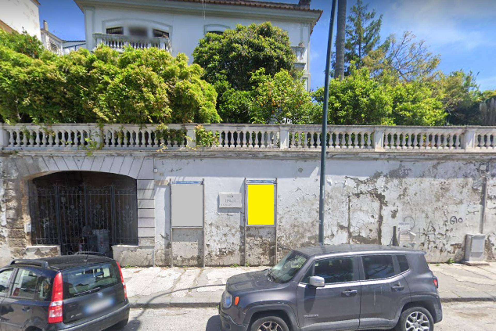 Impianto STENDARDO a Napoli, in zona Al solito posto