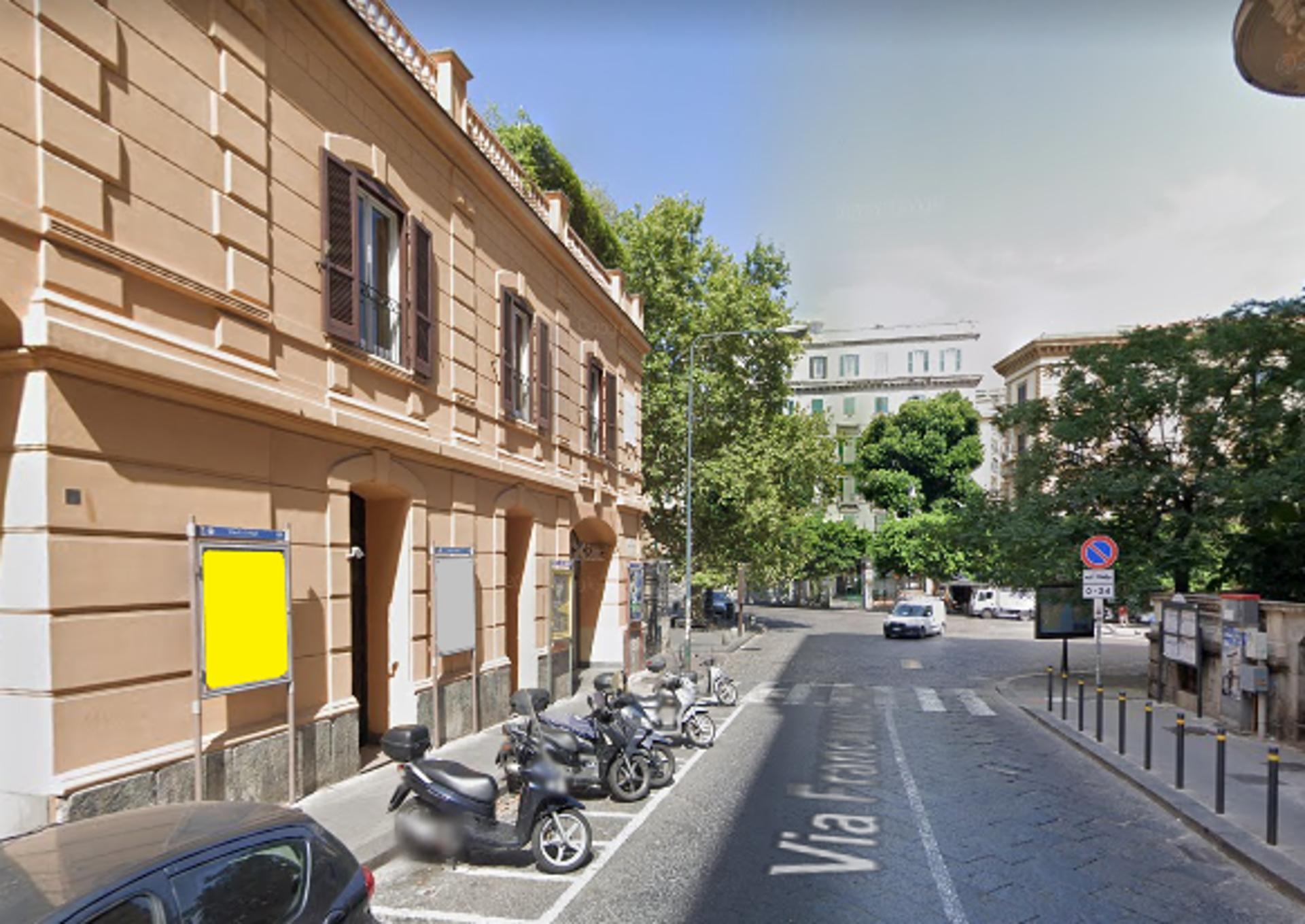 Impianto STENDARDO a Napoli, in zona Chiesa dell'Ascensione a Chiaia
