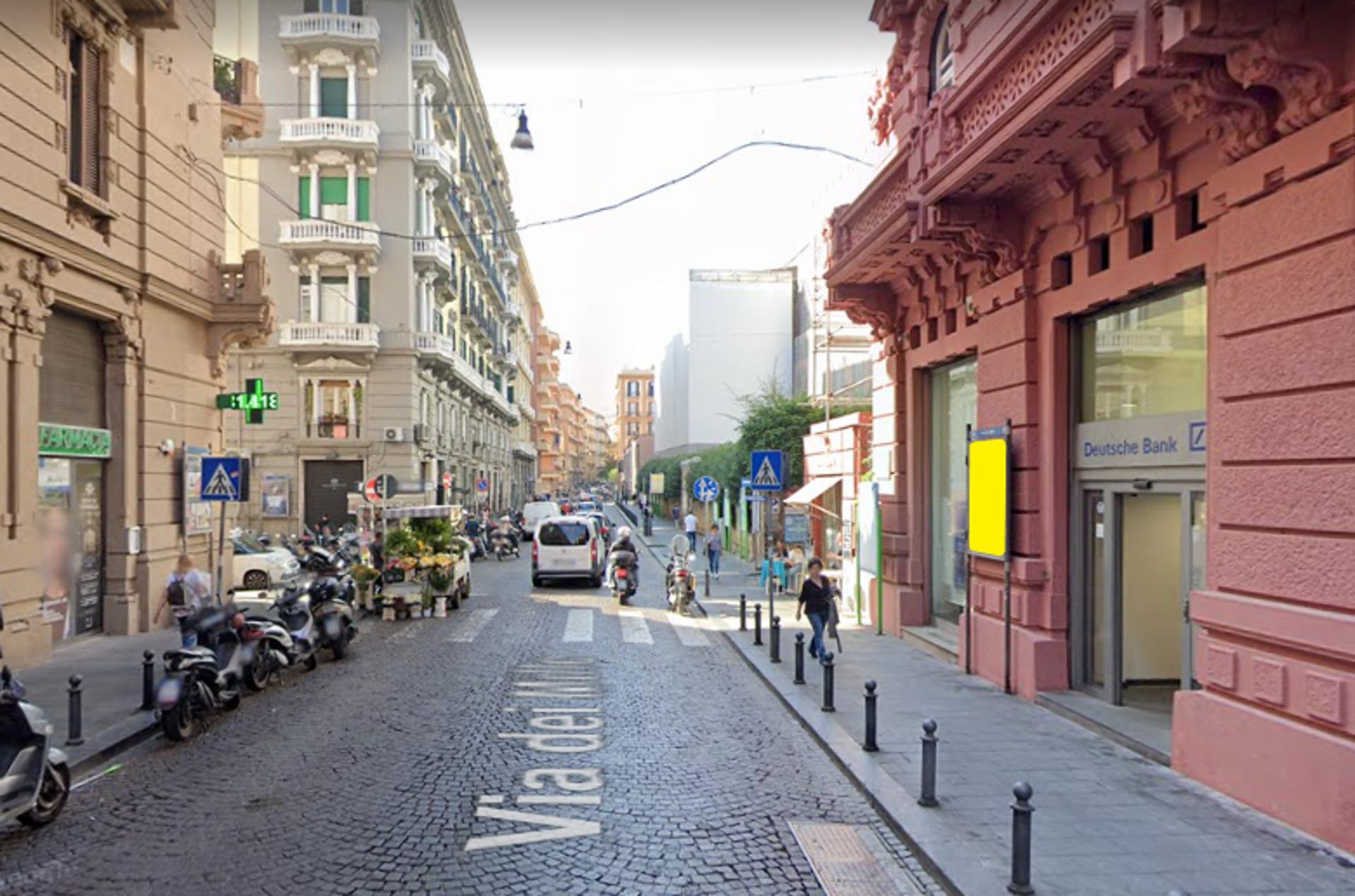 Impianto STENDARDO a Napoli, in zona Barguida