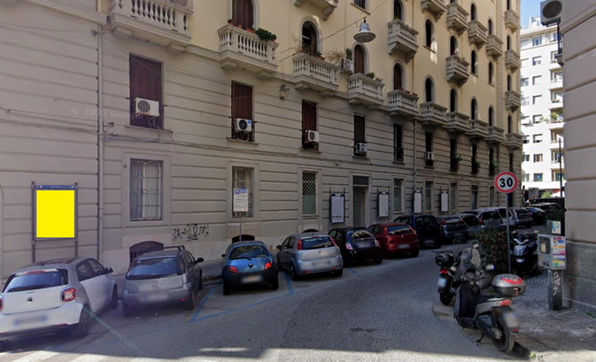 Impianto STENDARDO a Napoli, in zona Basilica di Santa Lucia a Mare