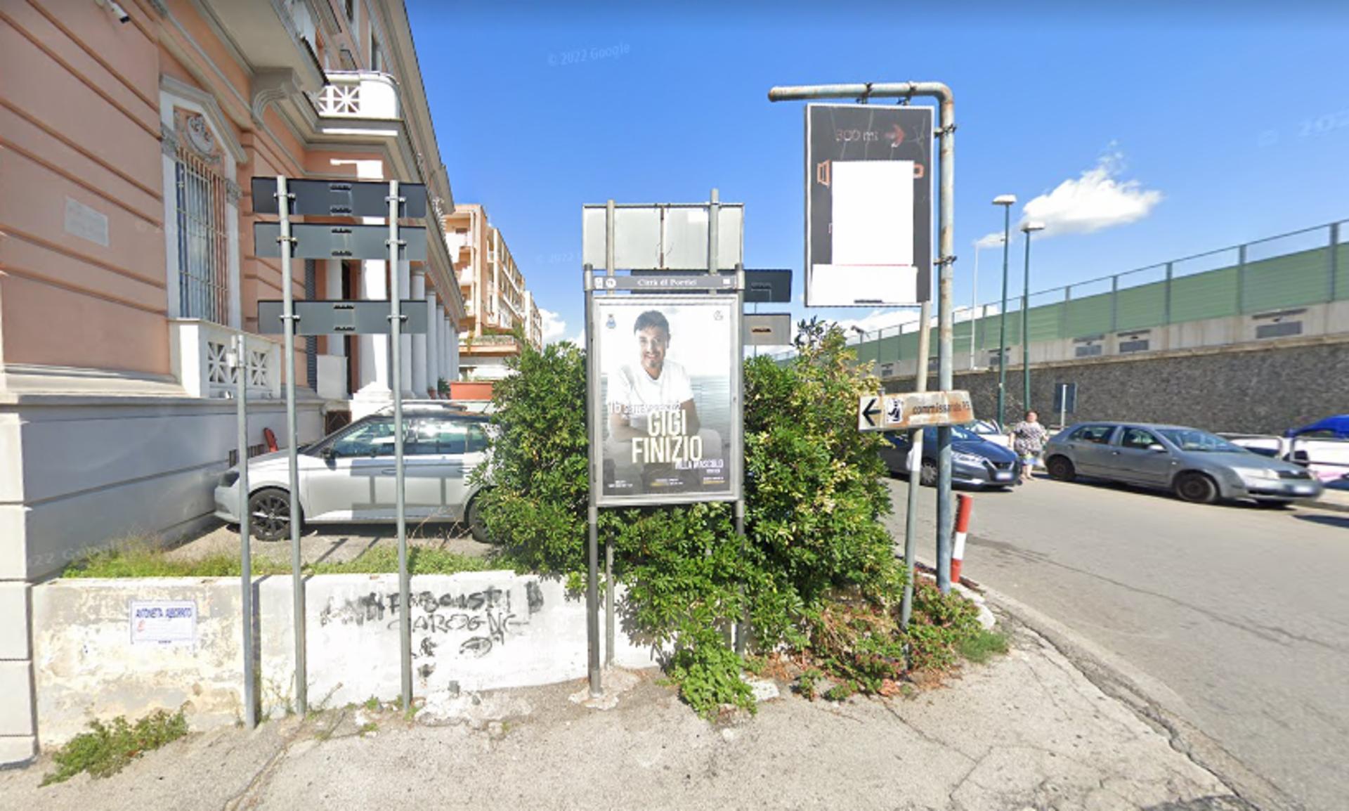 Impianto STENDARDO a Portici, in zona Villa La Colombaia