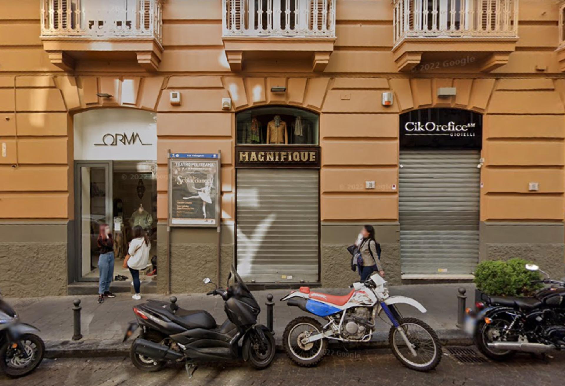 Impianto STENDARDO a Napoli, in zona Bulgari