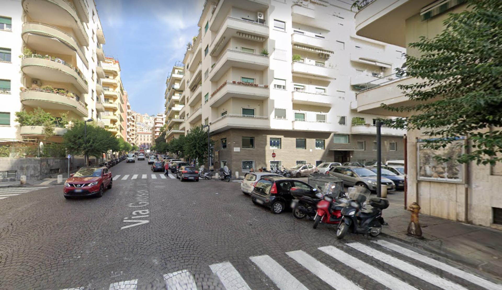 Impianto STENDARDO a Napoli, in zona Mercatò