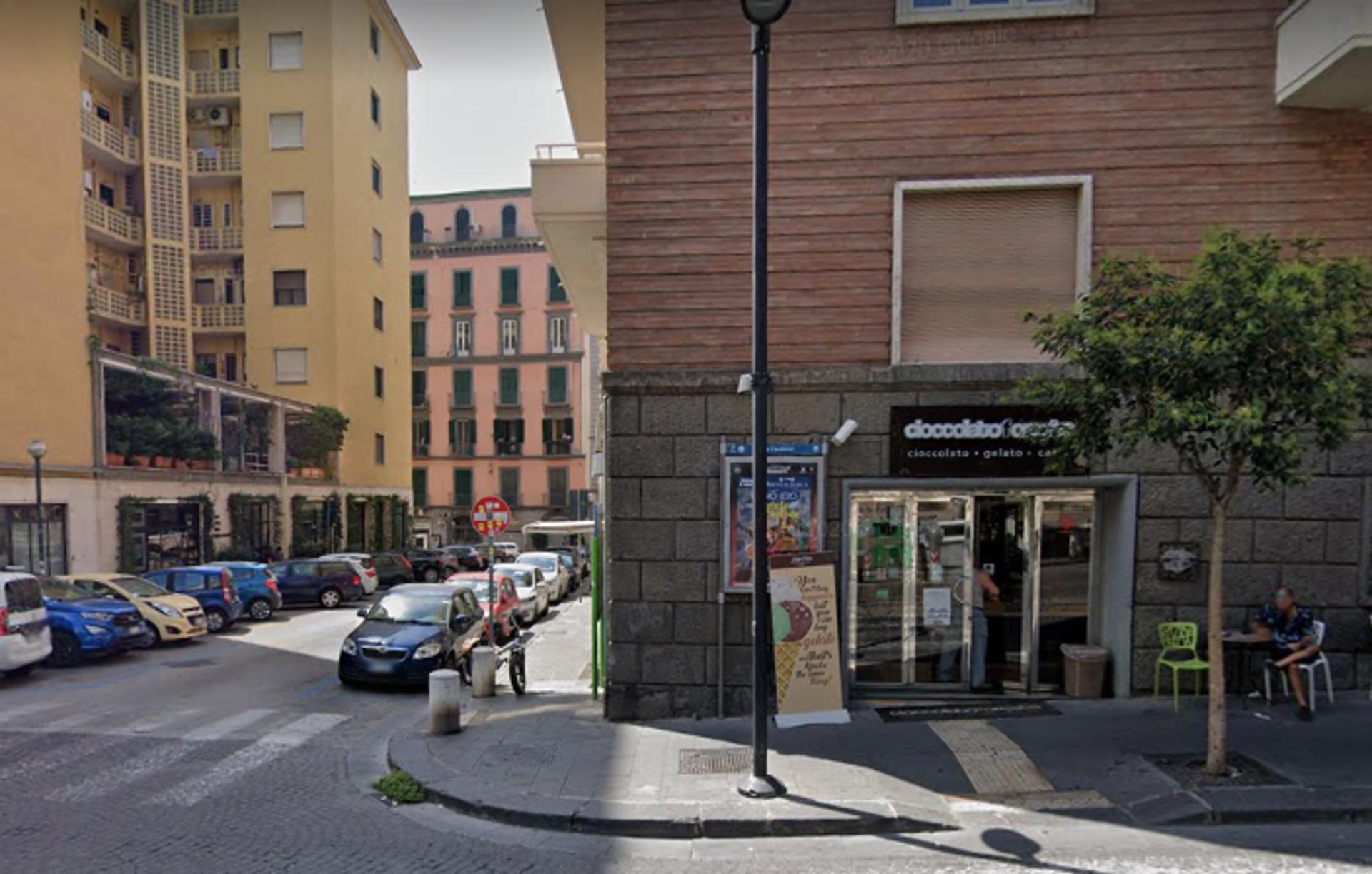 Impianto STENDARDO a Napoli, in zona Dominga