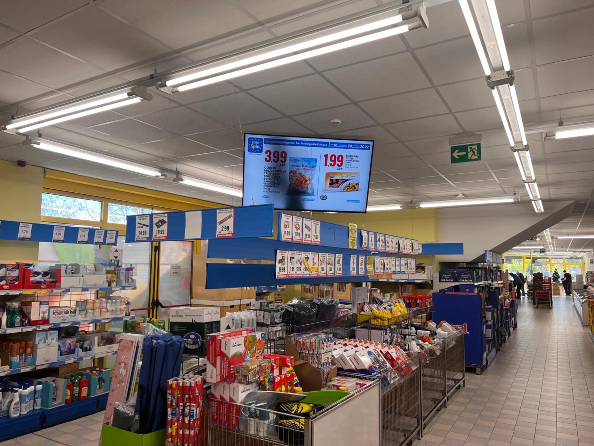 Impianto DISPLAY / LED a Merano, in zona Asia Point